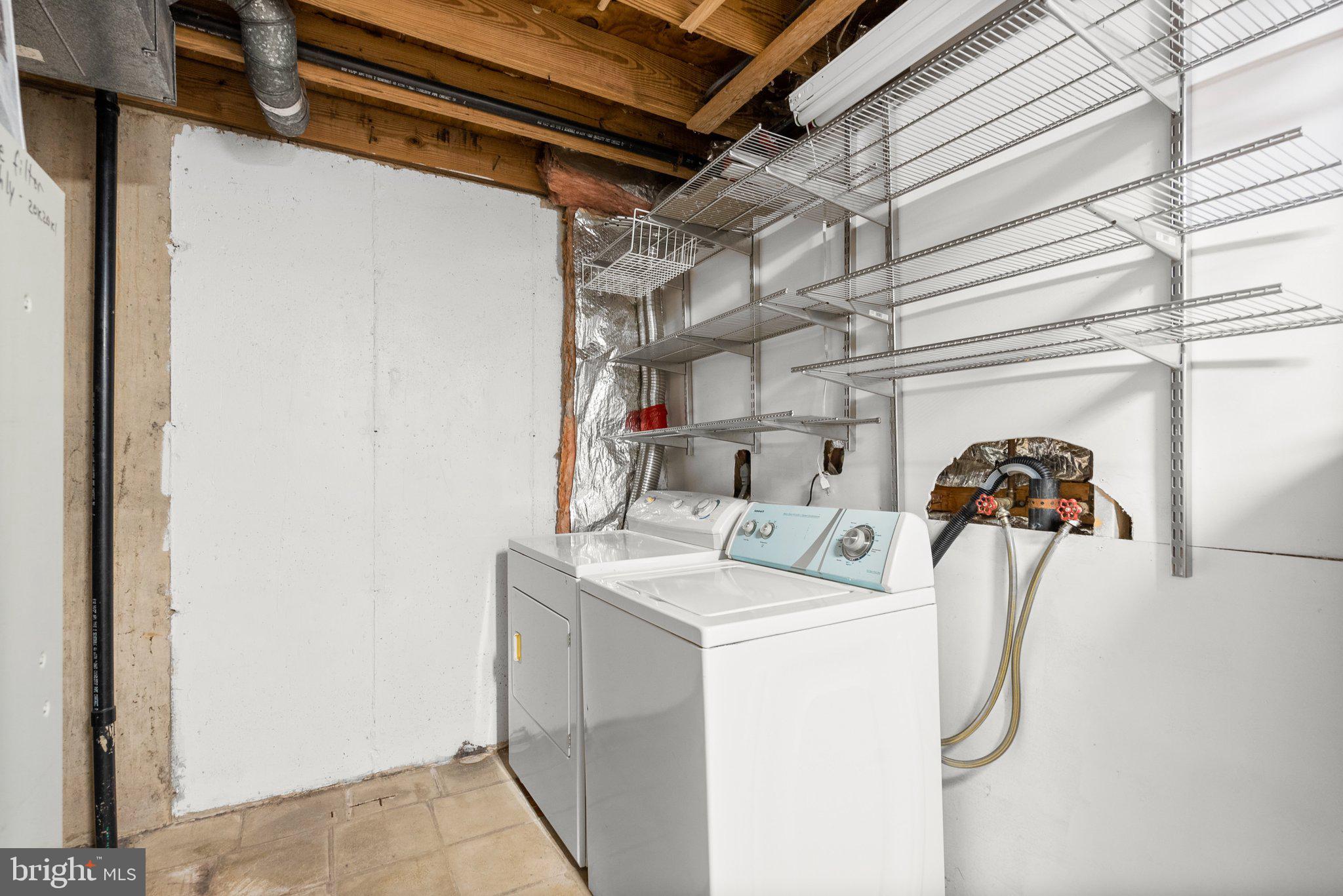 FLINT HILL MANOR - Residential