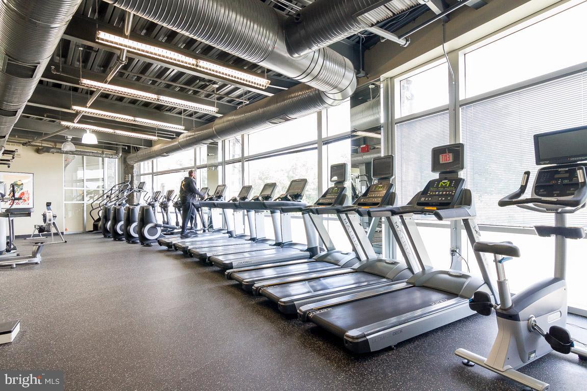 POTOMAC CLUB - Residential