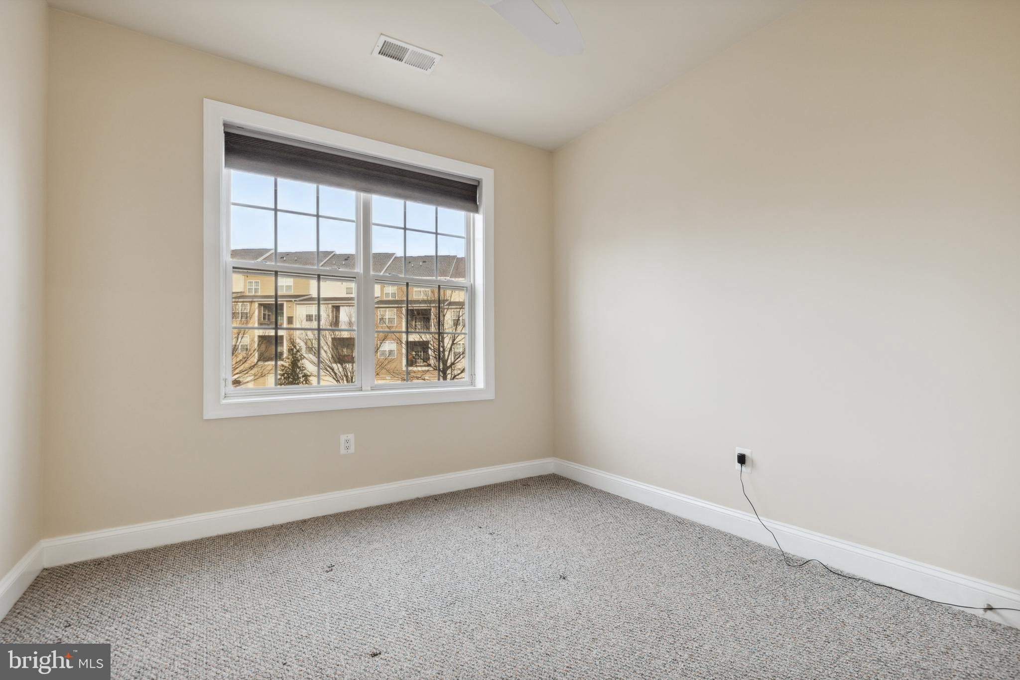 POTOMAC CLUB - Residential