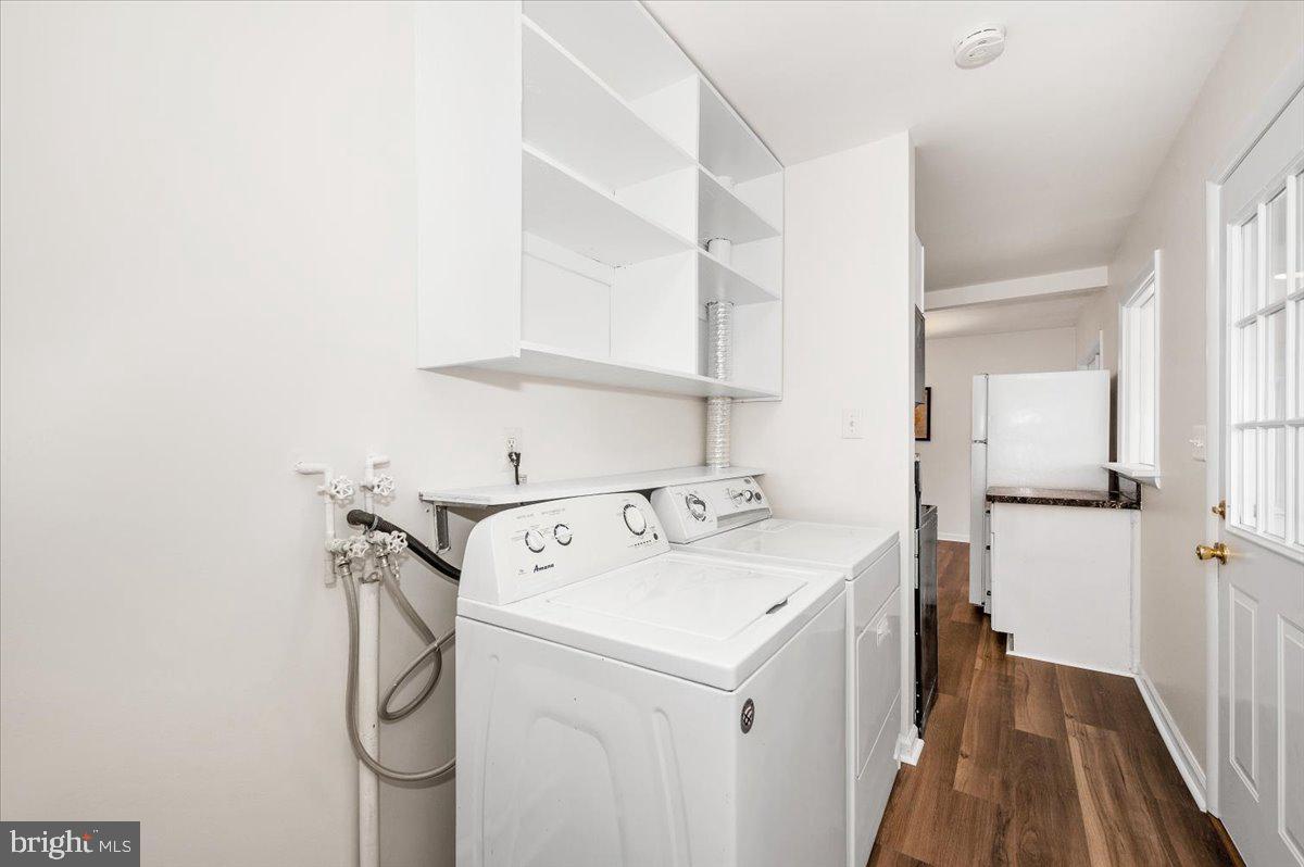 COLLEGE ESTATES - Residential