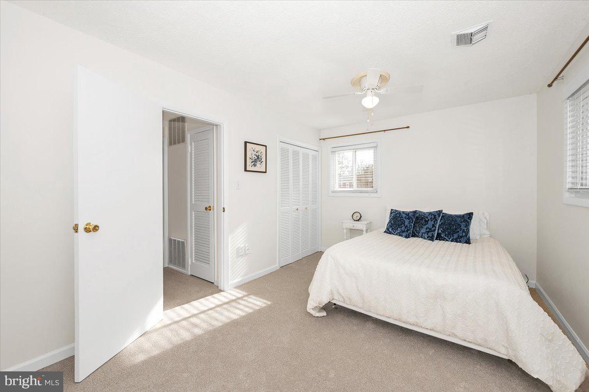 COLLEGE ESTATES - Residential