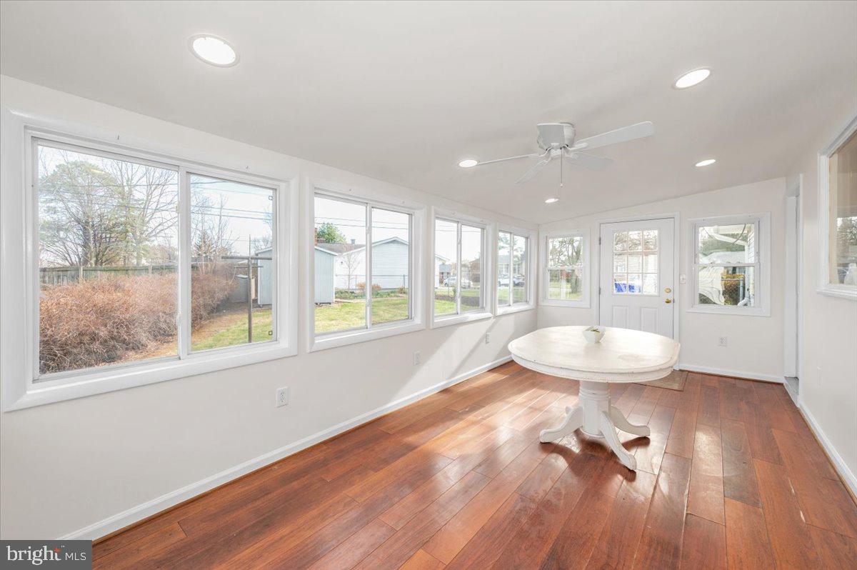 COLLEGE ESTATES - Residential