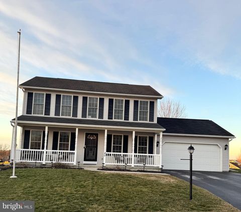 40 BLUE SPRUCE DRIVE ENOLA PA 17025