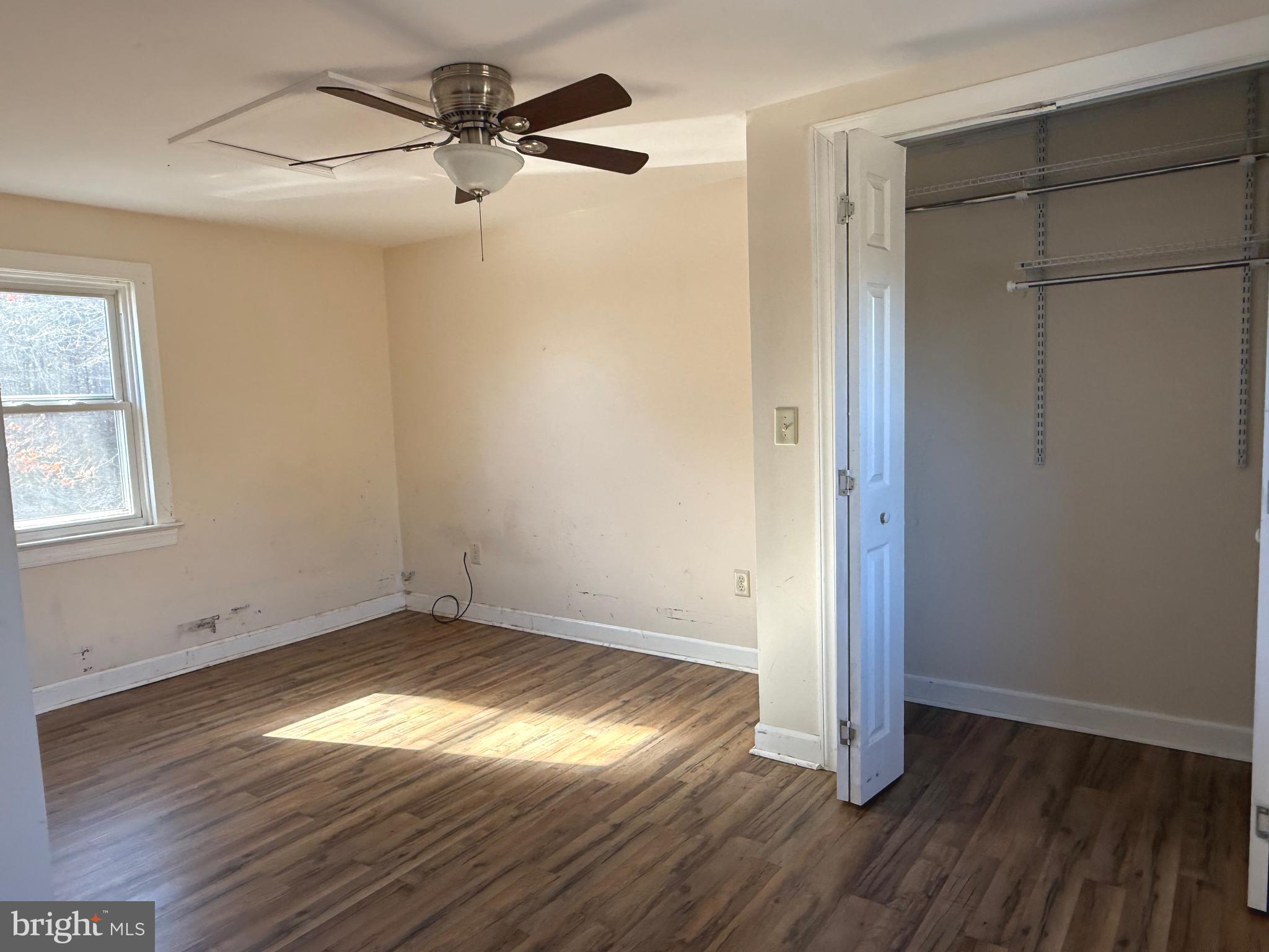 HARRIS CREEK - Residential