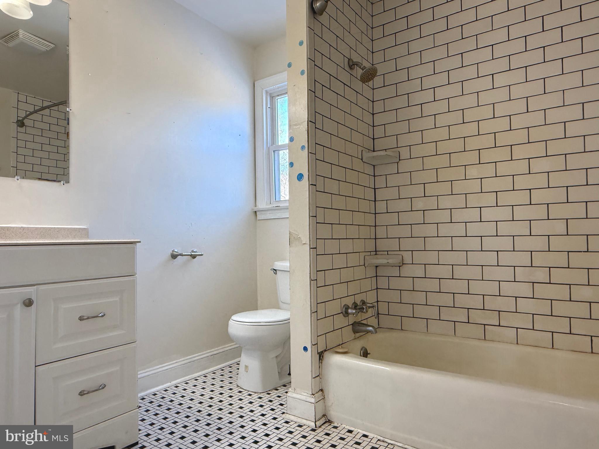 HARRIS CREEK - Residential