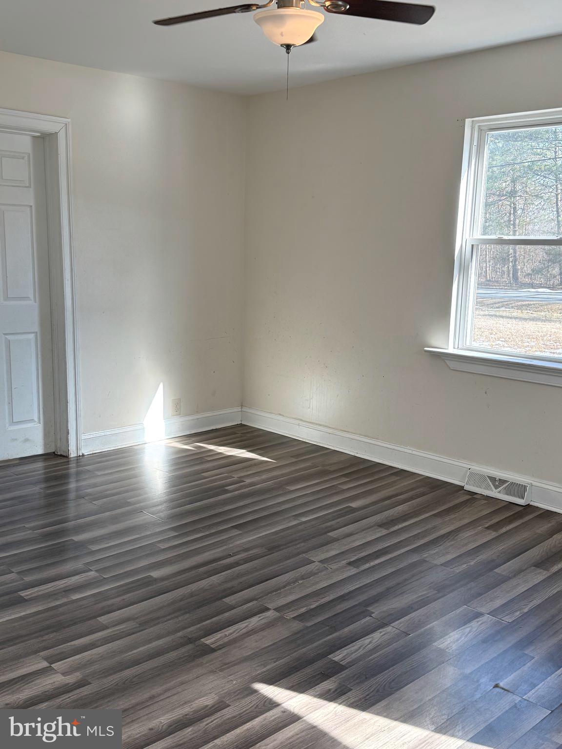 HARRIS CREEK - Residential