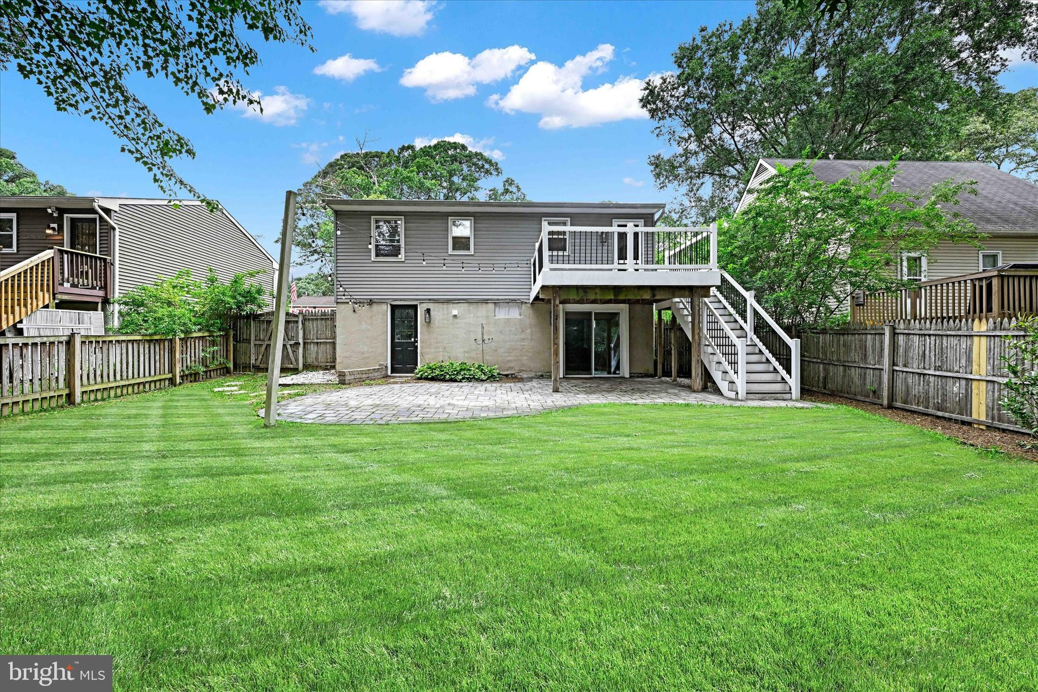 CARROLLTON MANOR - Residential Lease