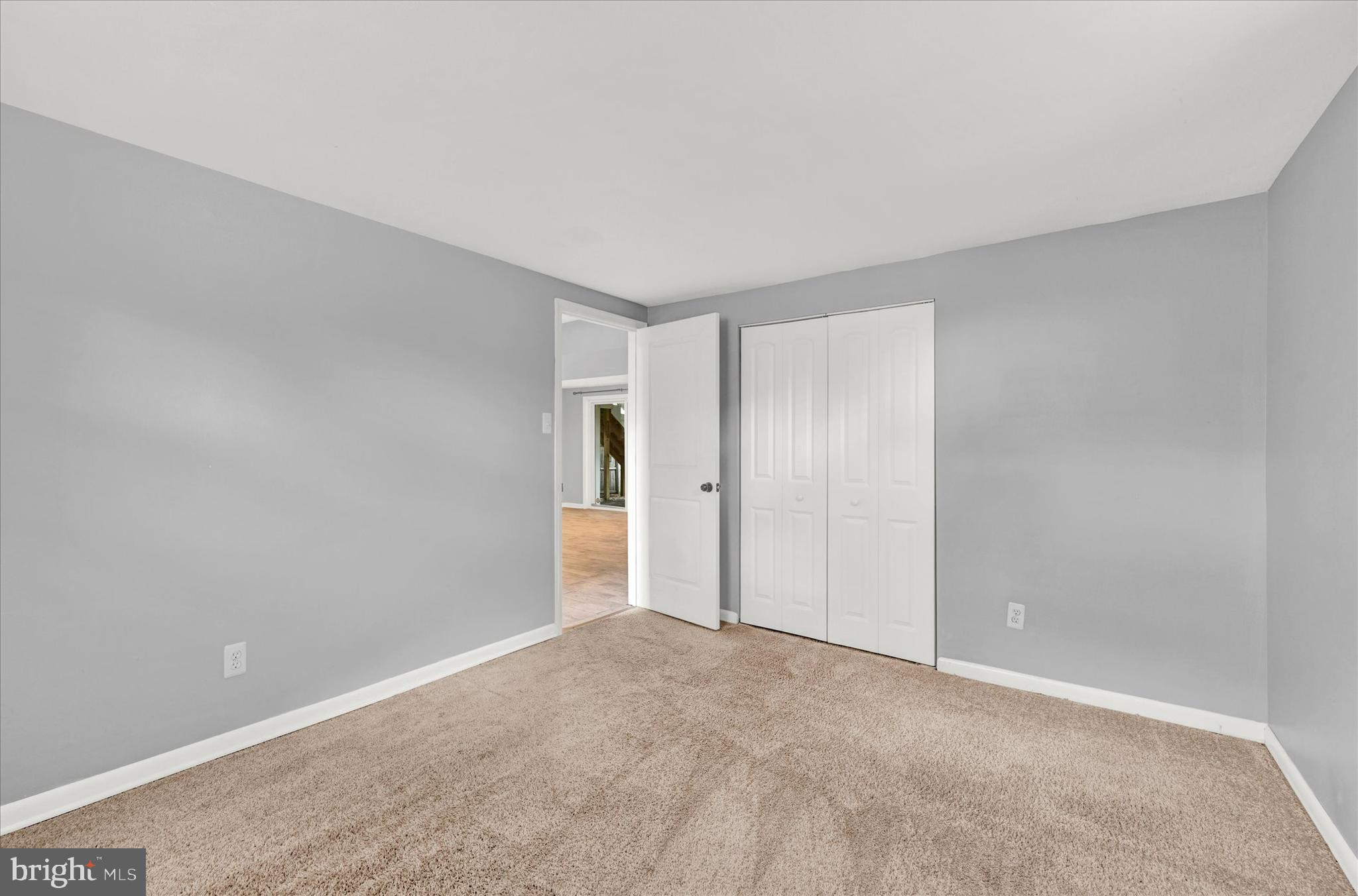 CARROLLTON MANOR - Residential Lease