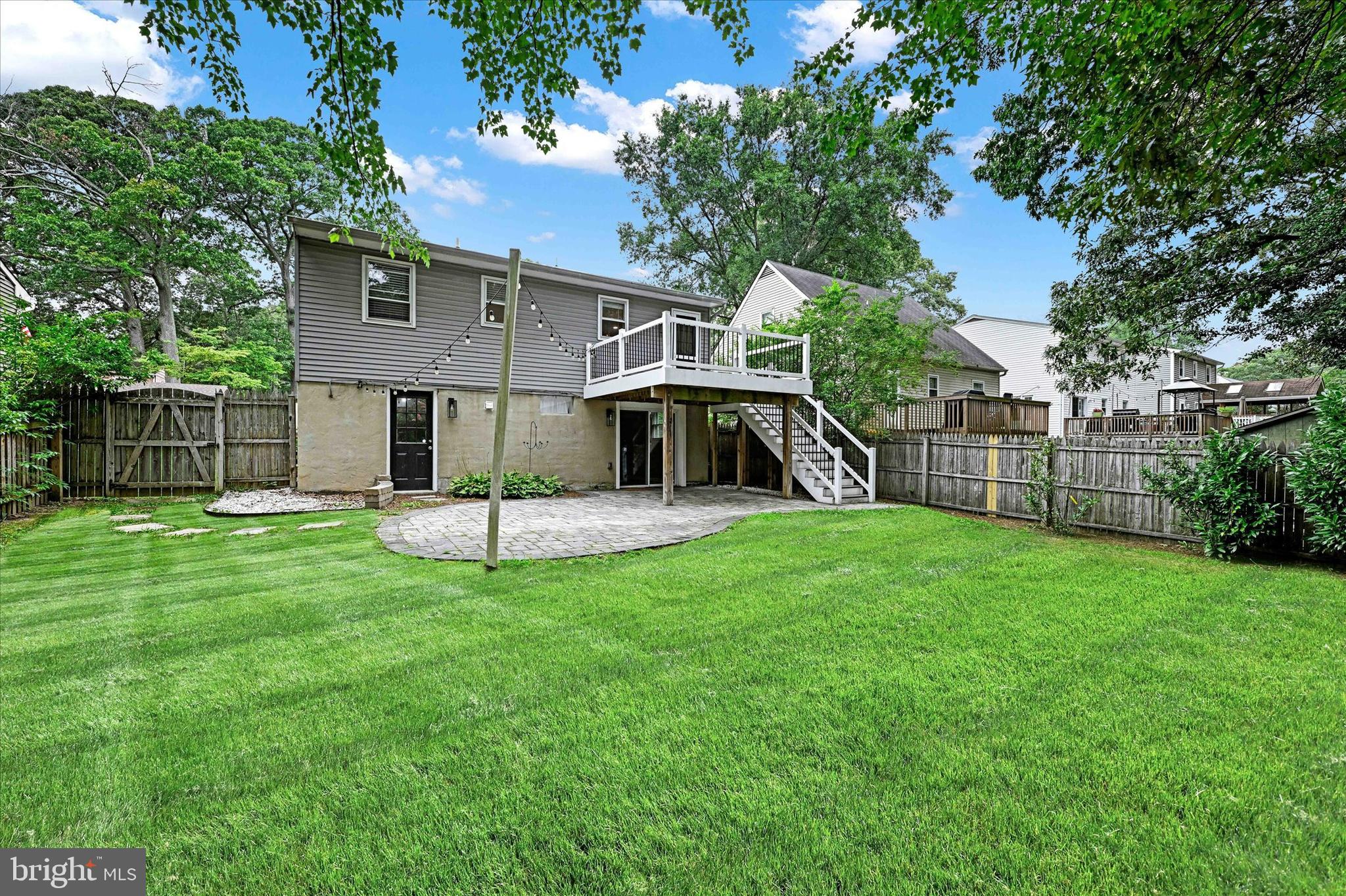 CARROLLTON MANOR - Residential Lease