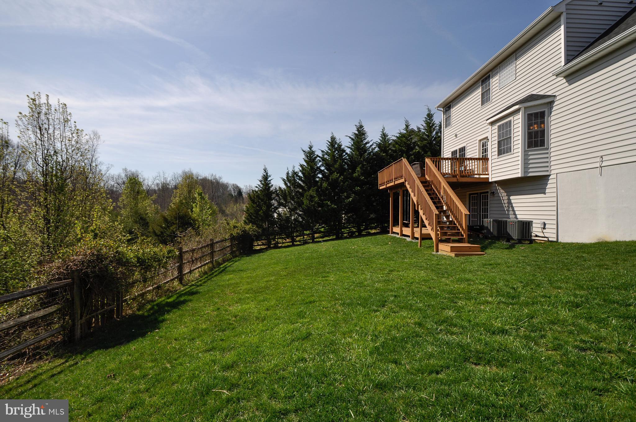 LEE'S HILL - Residential