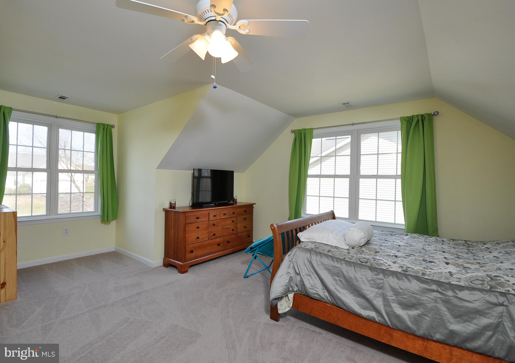 LEE'S HILL - Residential