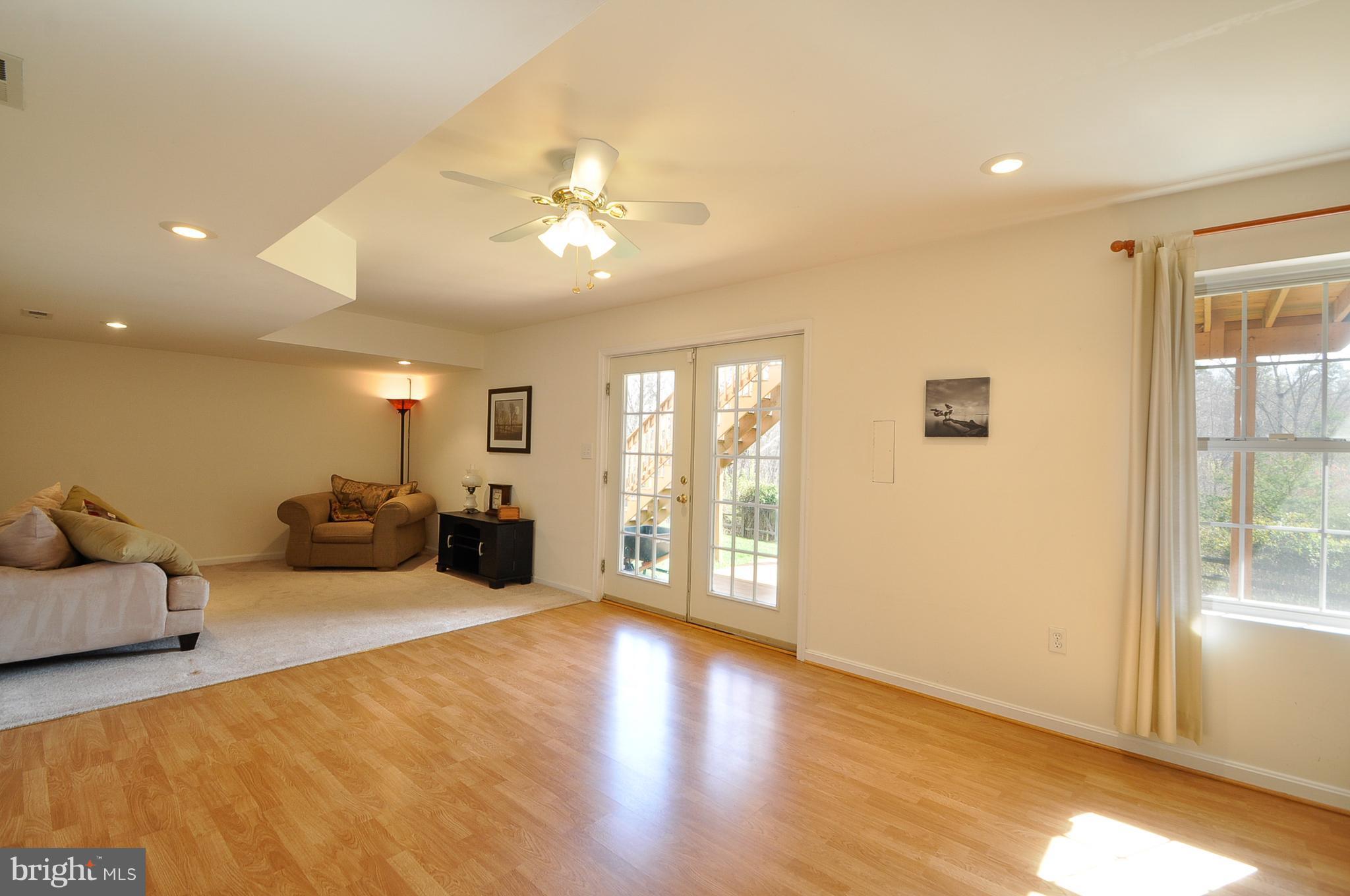 LEE'S HILL - Residential