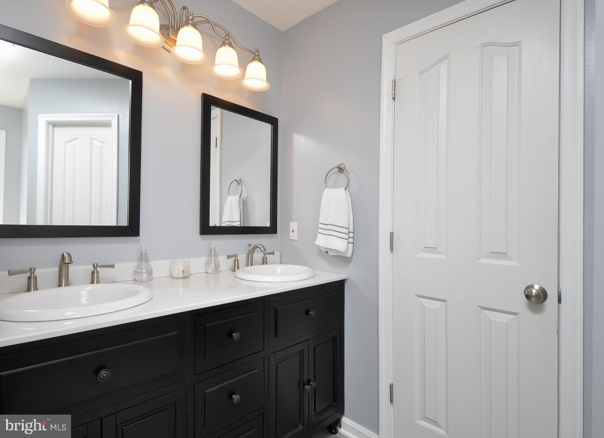 LEE'S HILL - Residential