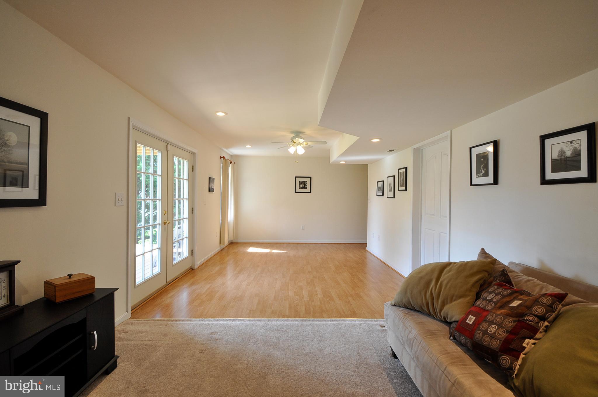 LEE'S HILL - Residential