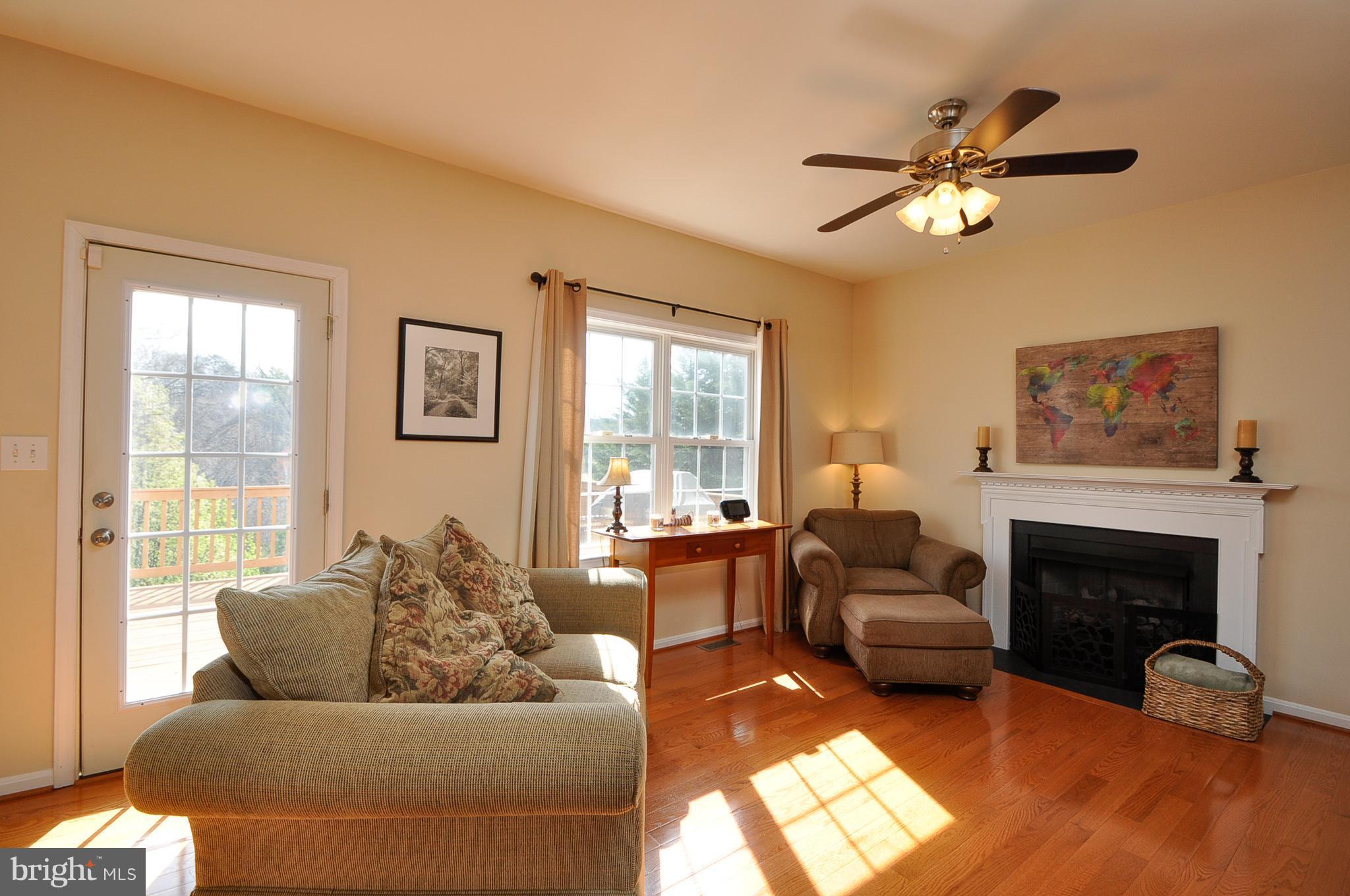 LEE'S HILL - Residential