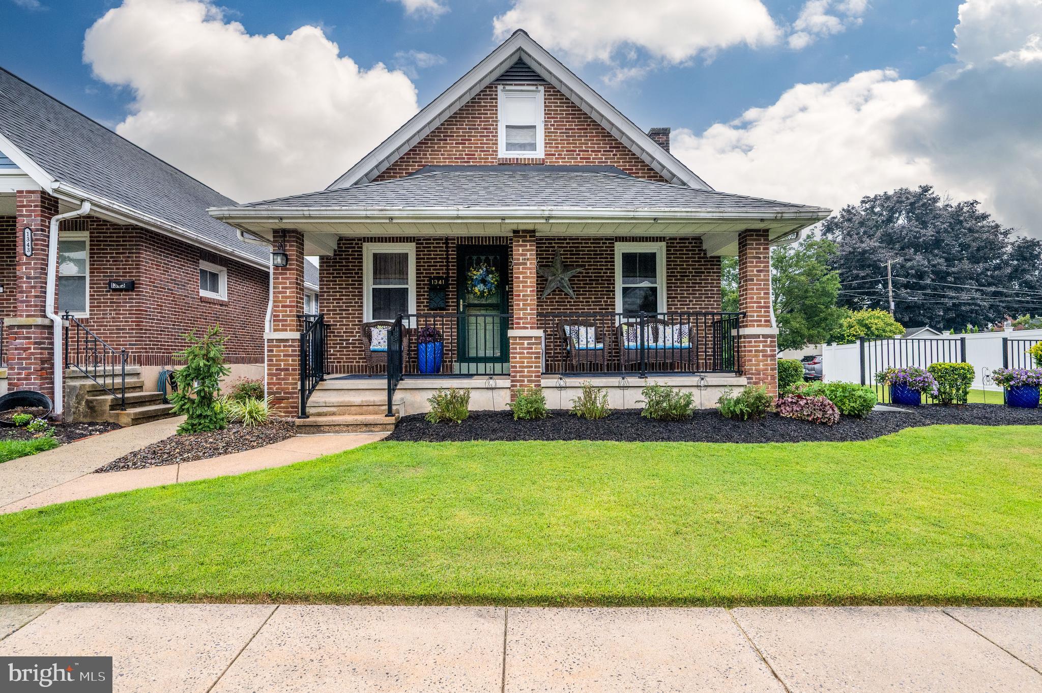 1341 LACROSSE AVENUE