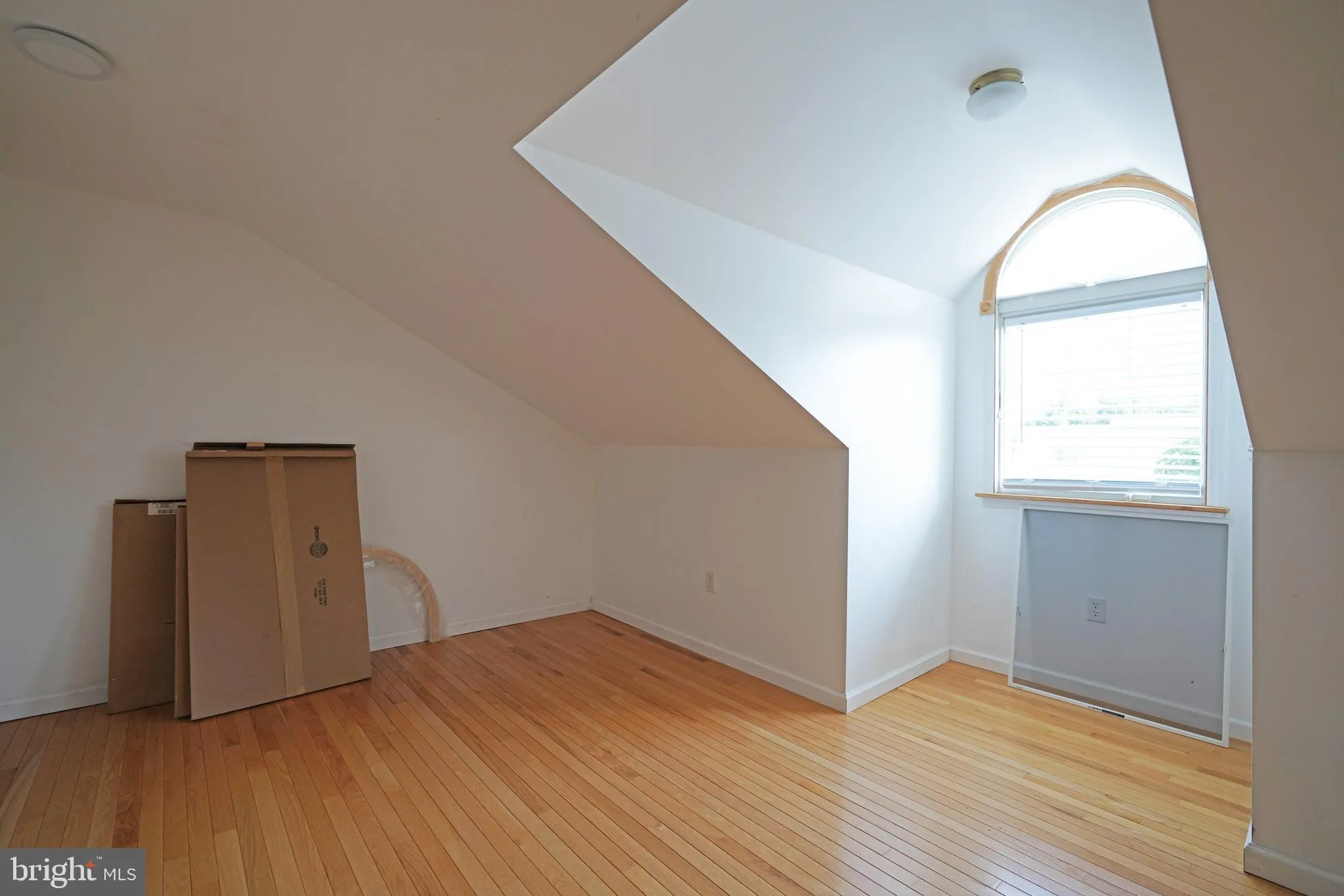 Lewes, Delaware 19958, United States, 4 Bedrooms Bedrooms, ,4 BathroomsBathrooms,Residential,Pending,124897