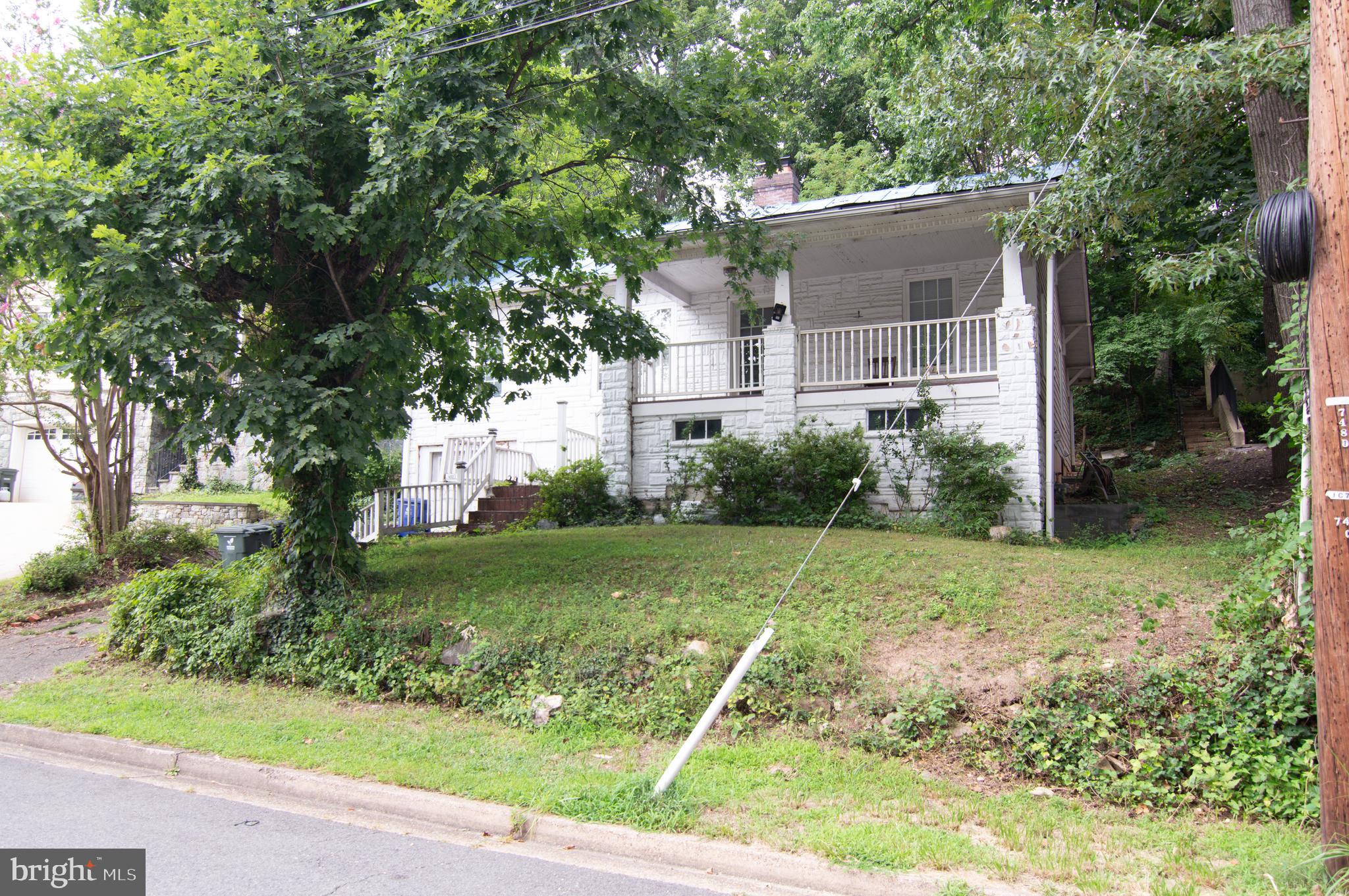 4003 VACATION LANE