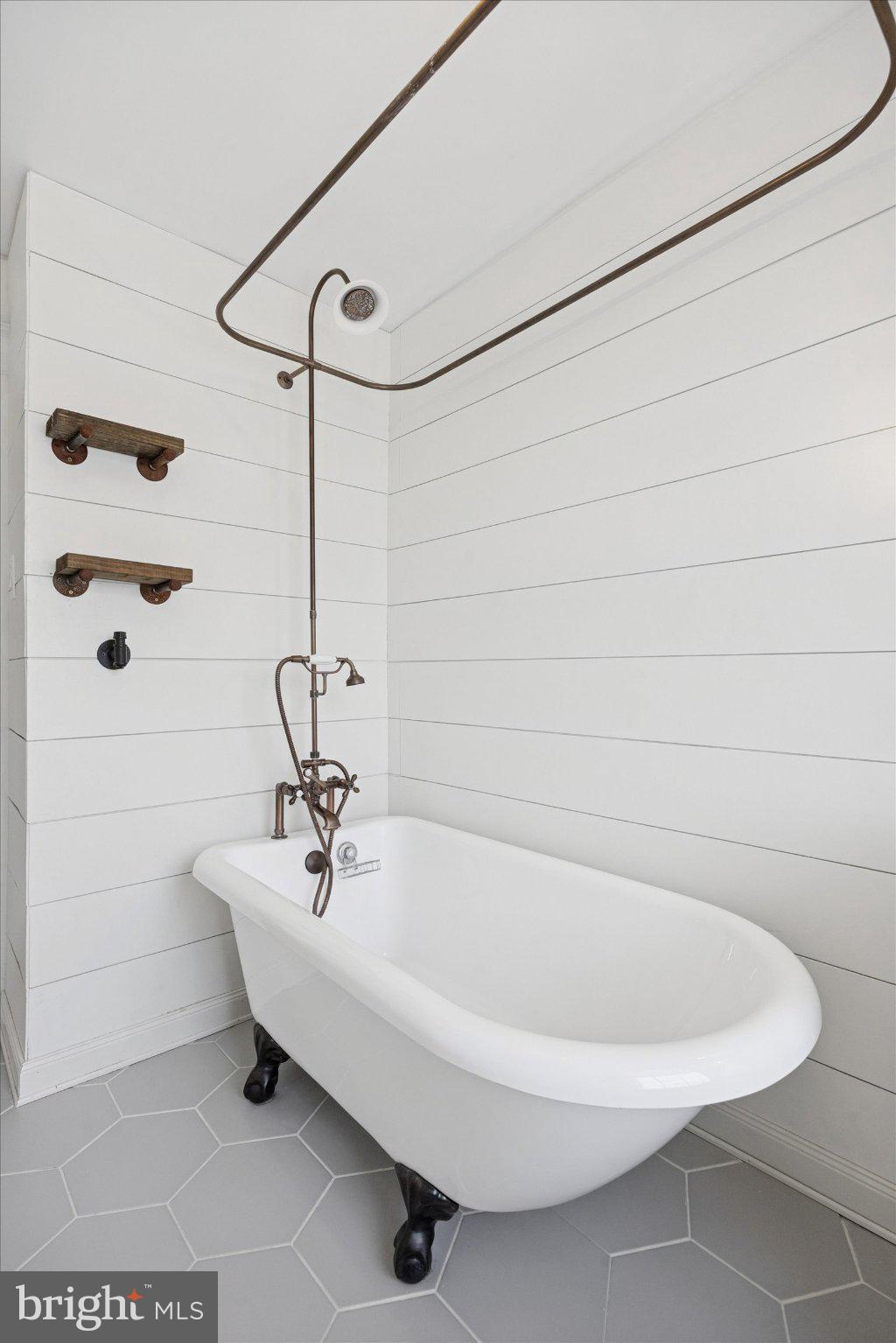 DREXEL HILL - Residential