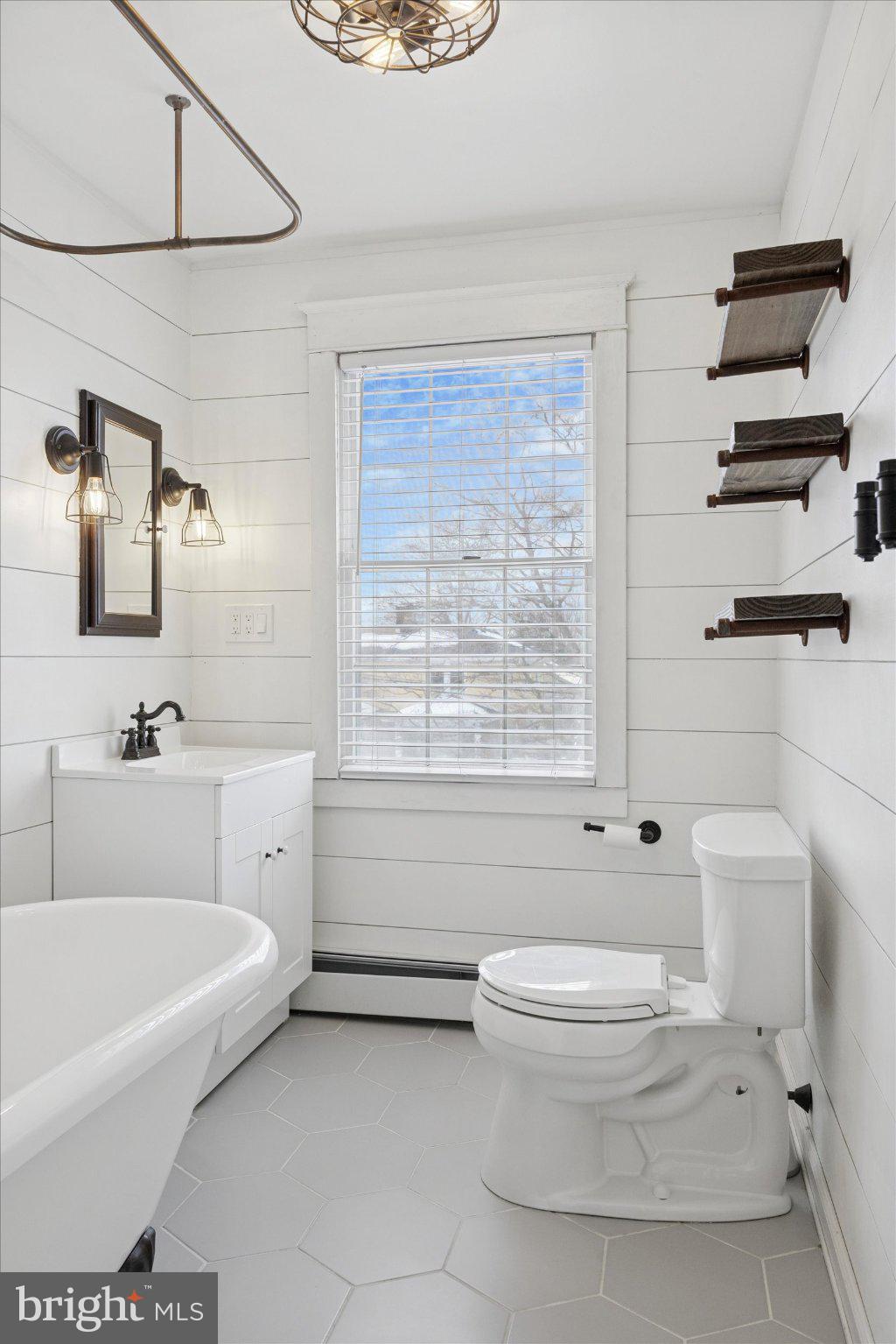 DREXEL HILL - Residential