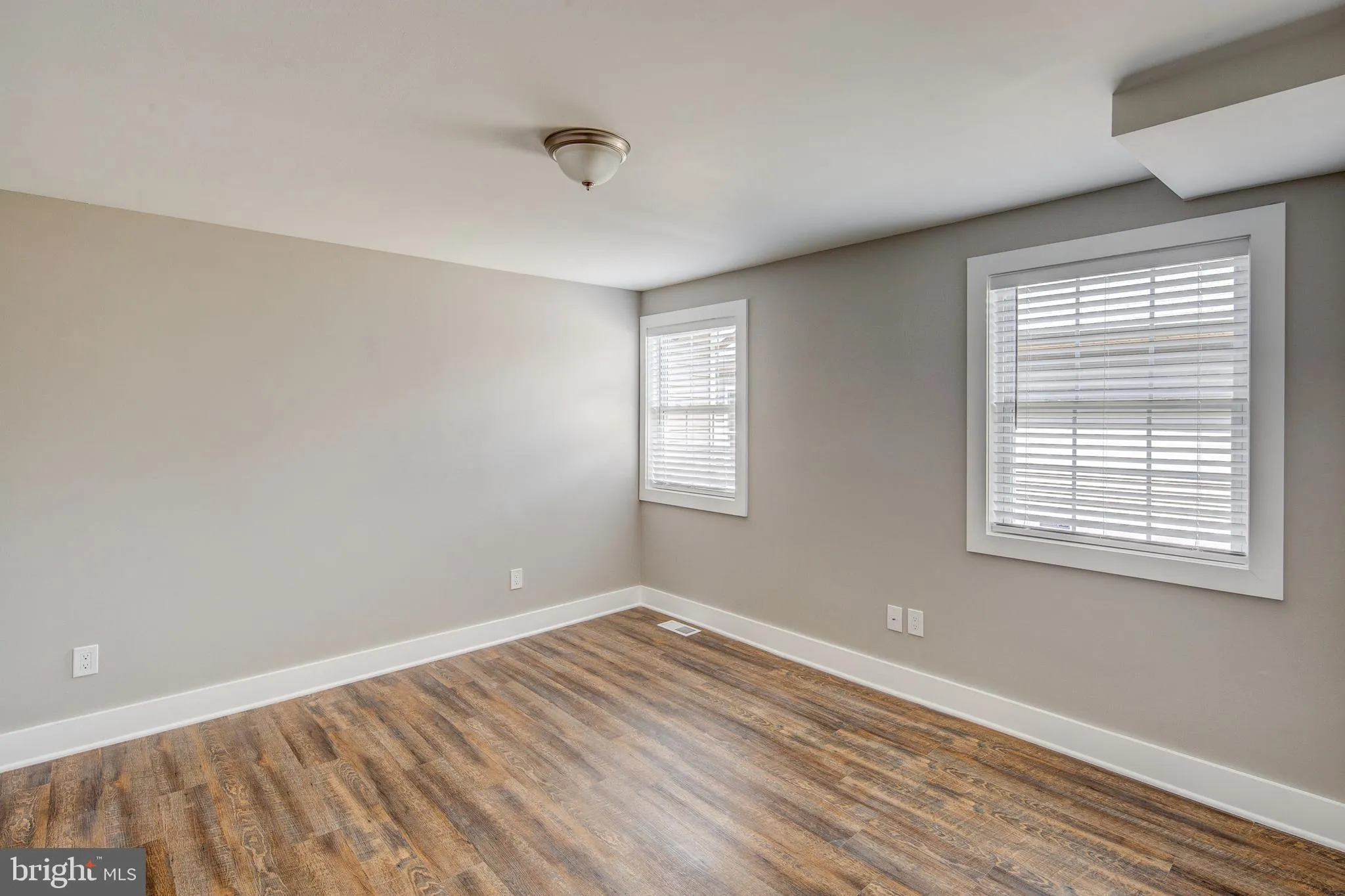 Lawnside, New Jersey 08045, United States, 2 Bedrooms Bedrooms, ,1 BathroomBathrooms,Residential,Active,150483