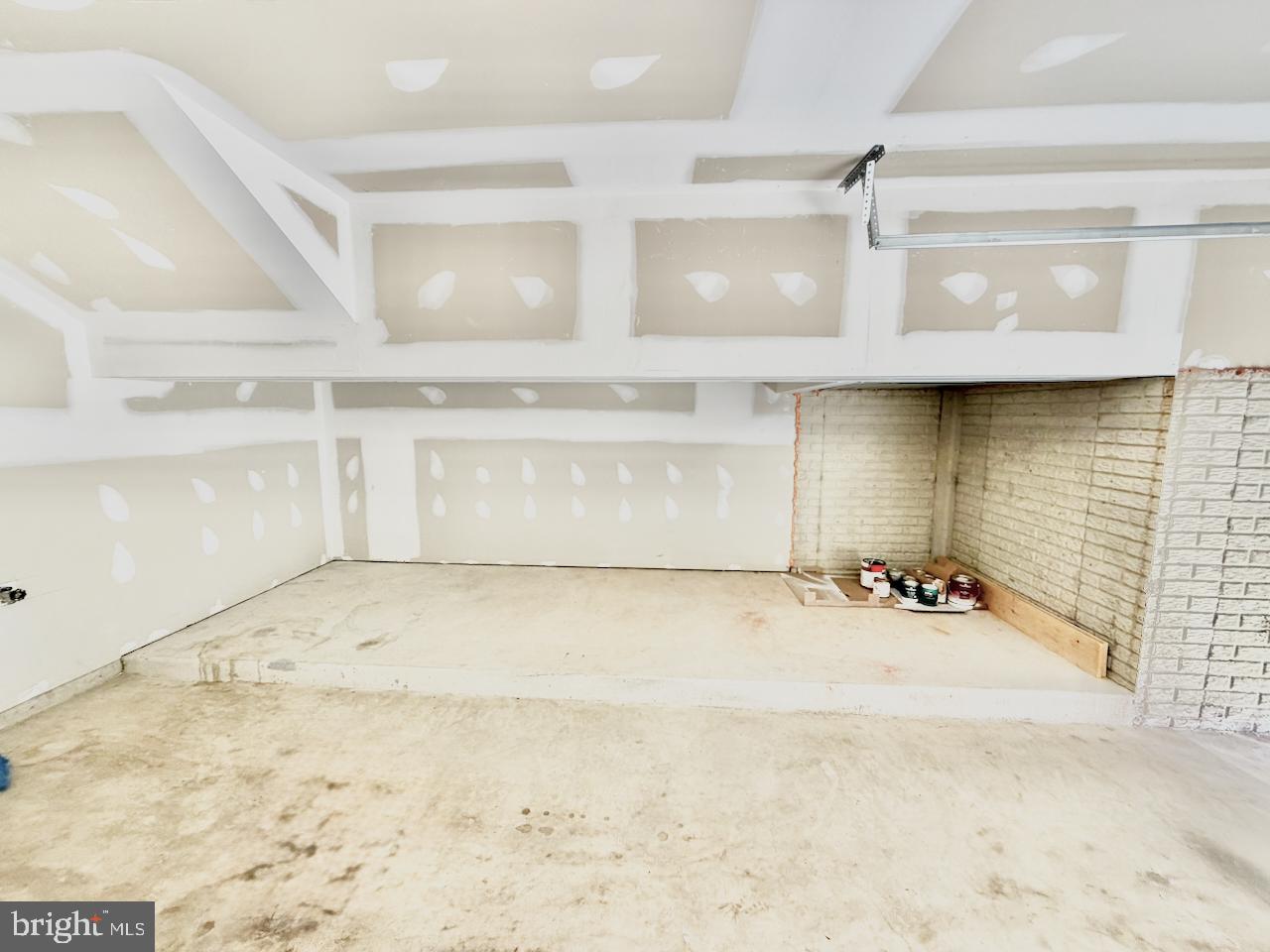 BRAMBLETON - Residential