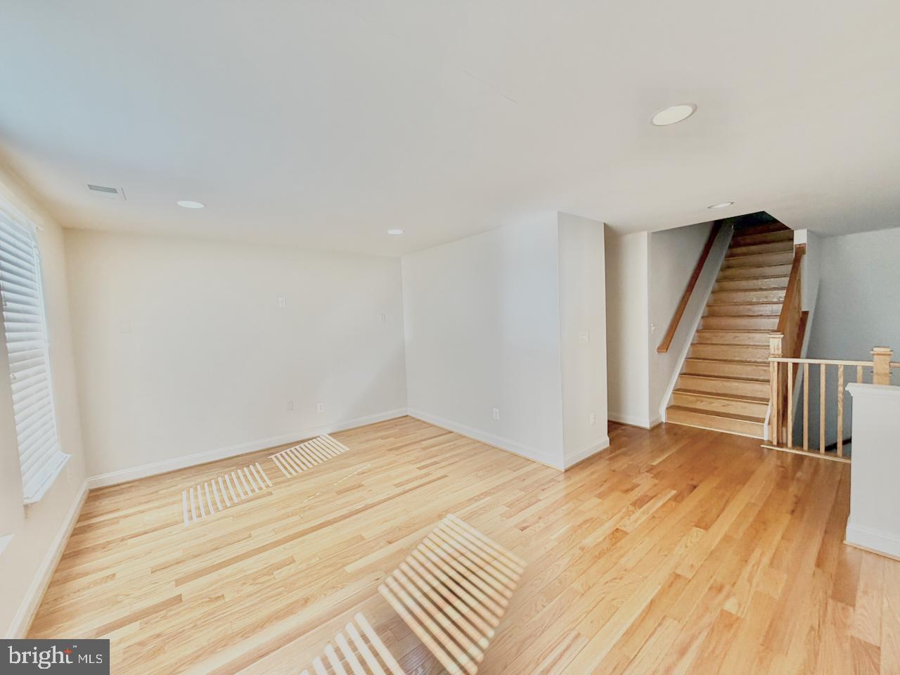 BRAMBLETON - Residential