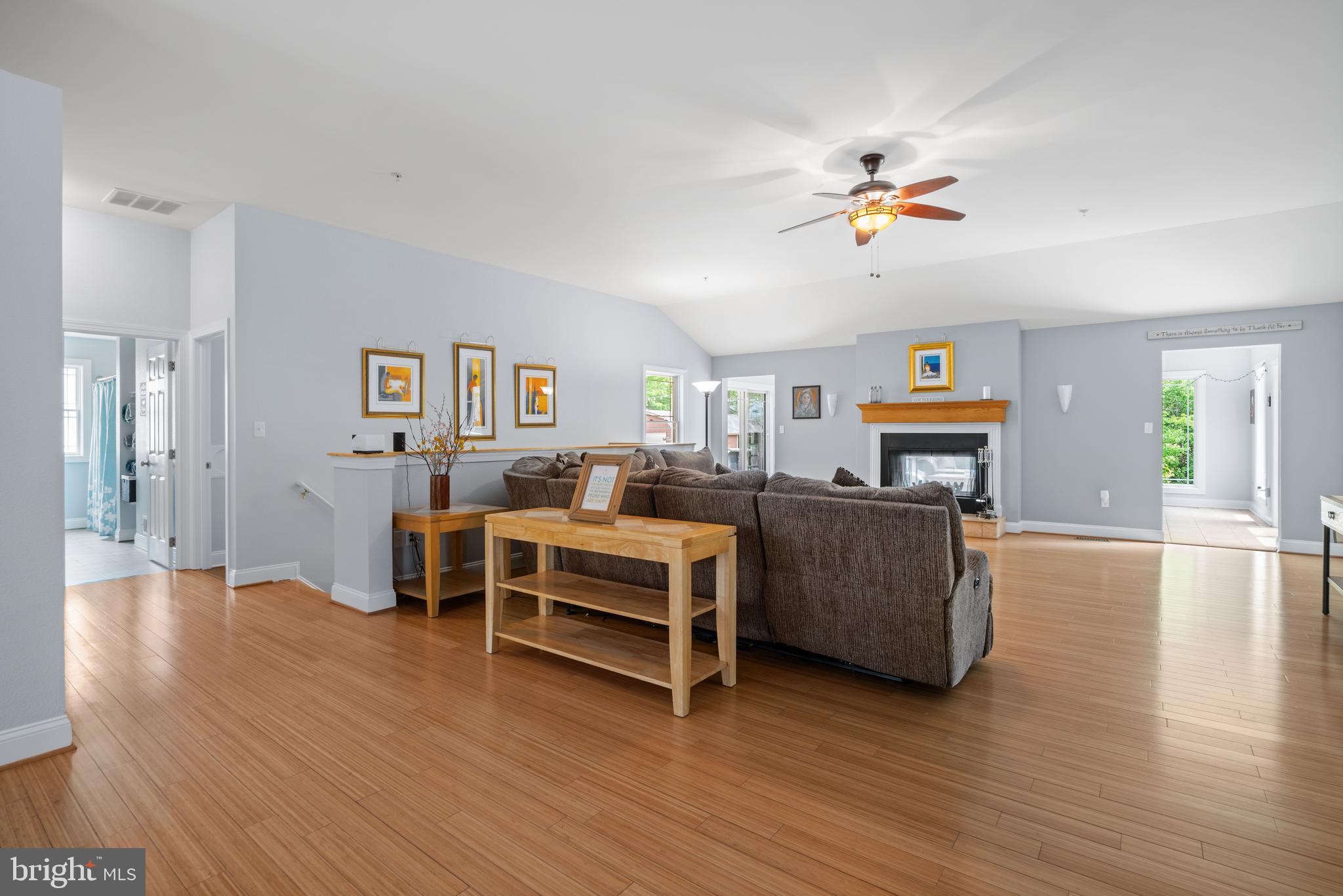 ANNAPOLIS WOODS - Residential