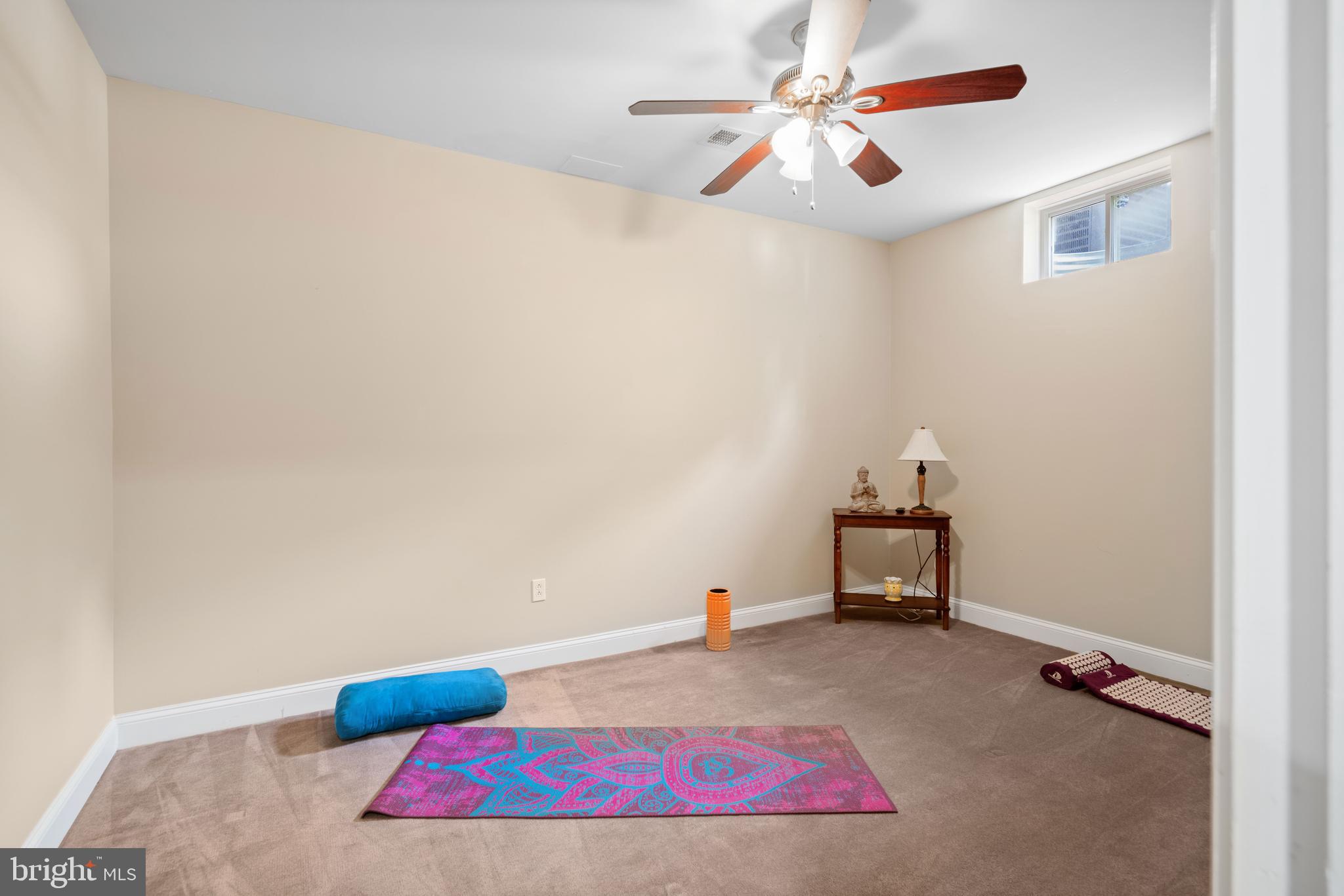 ANNAPOLIS WOODS - Residential