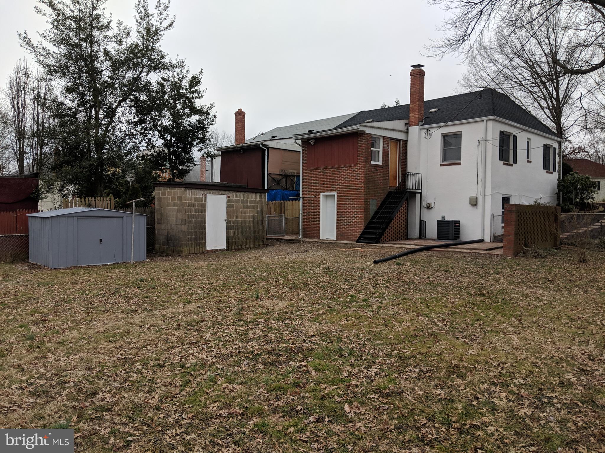 ELMWOOD - Residential