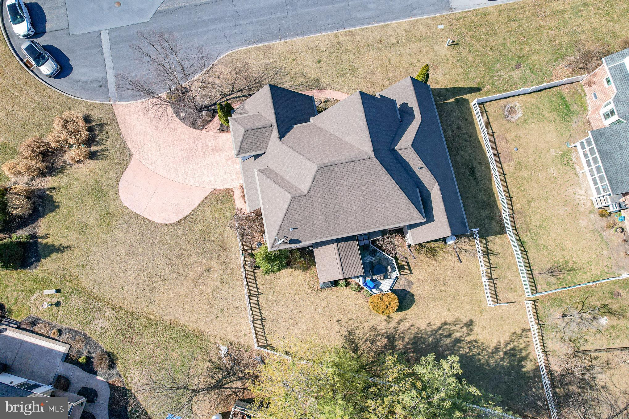 FOREST HILLS - Residential