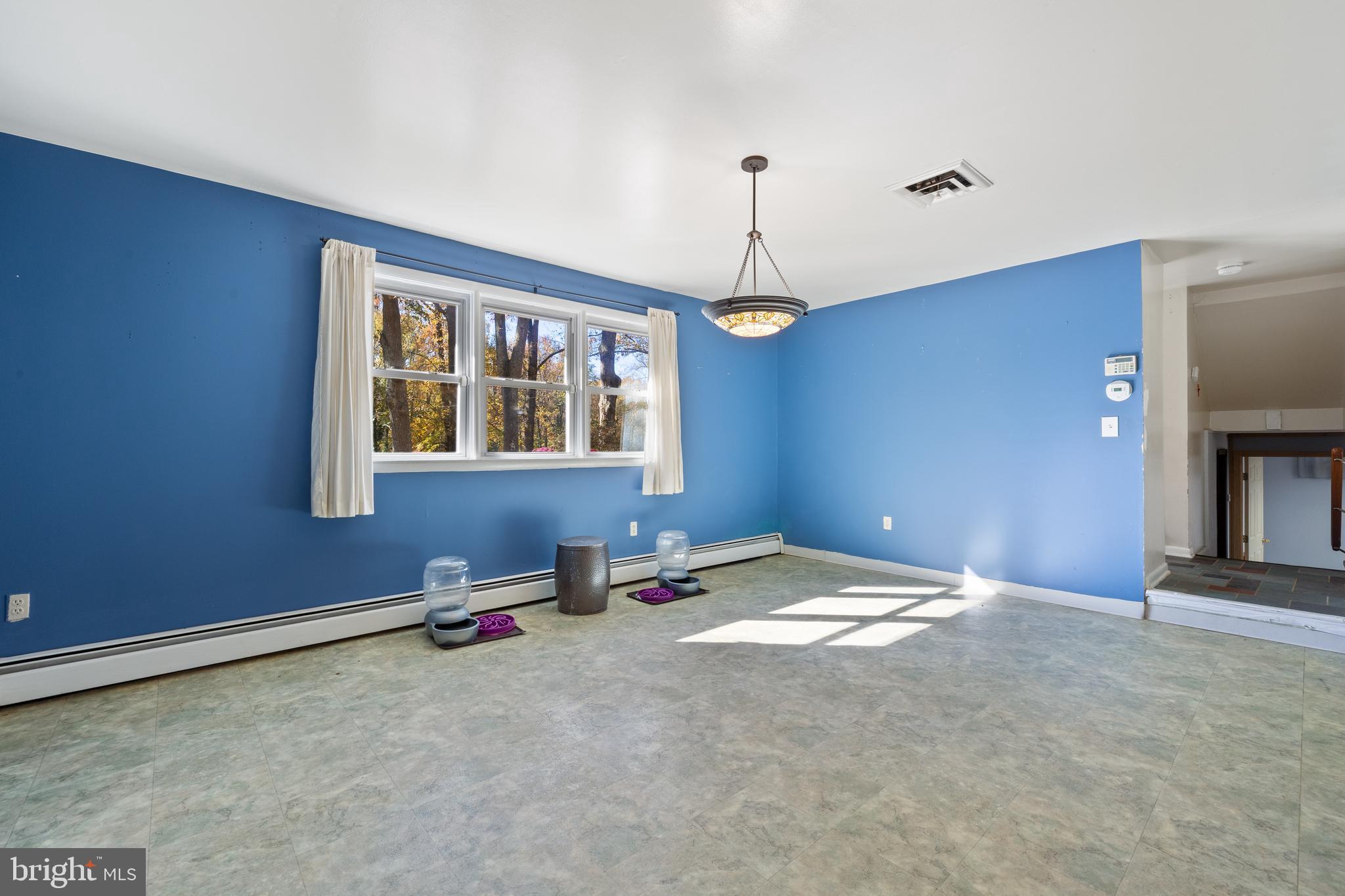 WATERBURY HEIGHTS - Residential