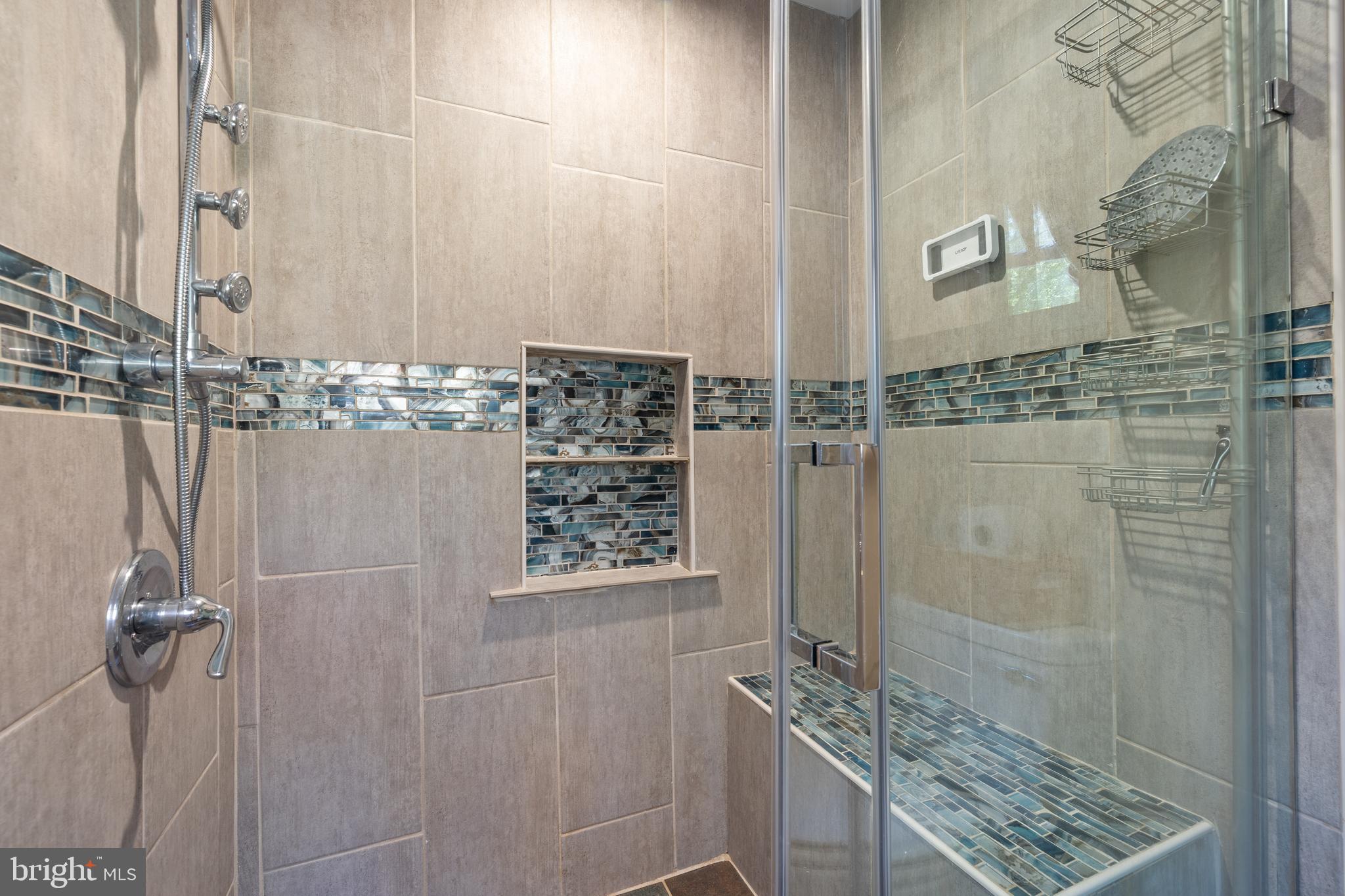 WATERBURY HEIGHTS - Residential