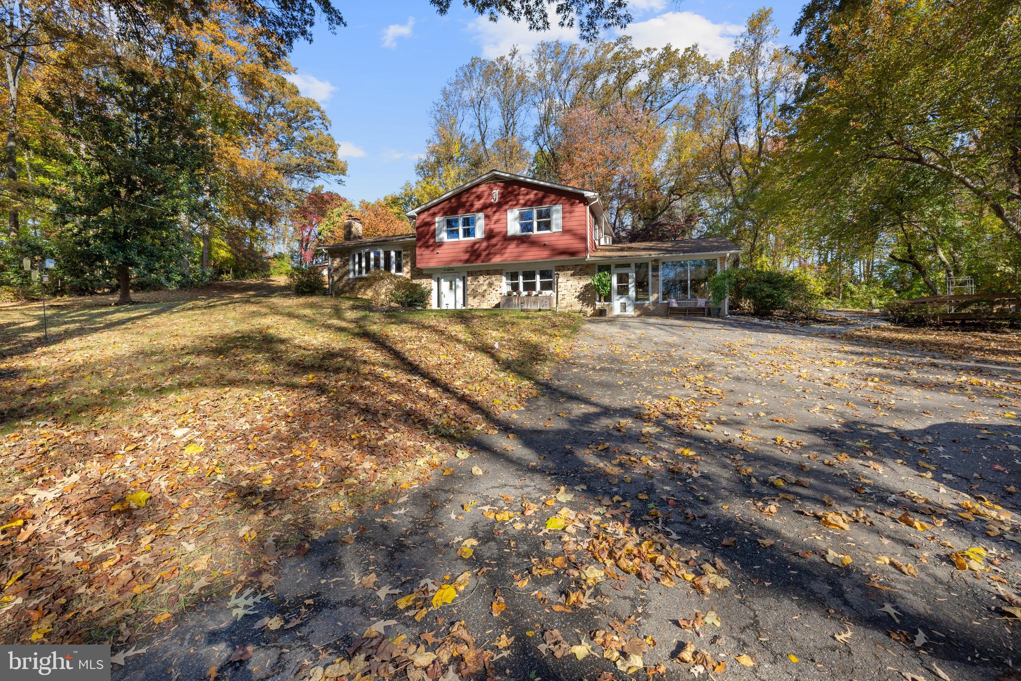 WATERBURY HEIGHTS - Residential