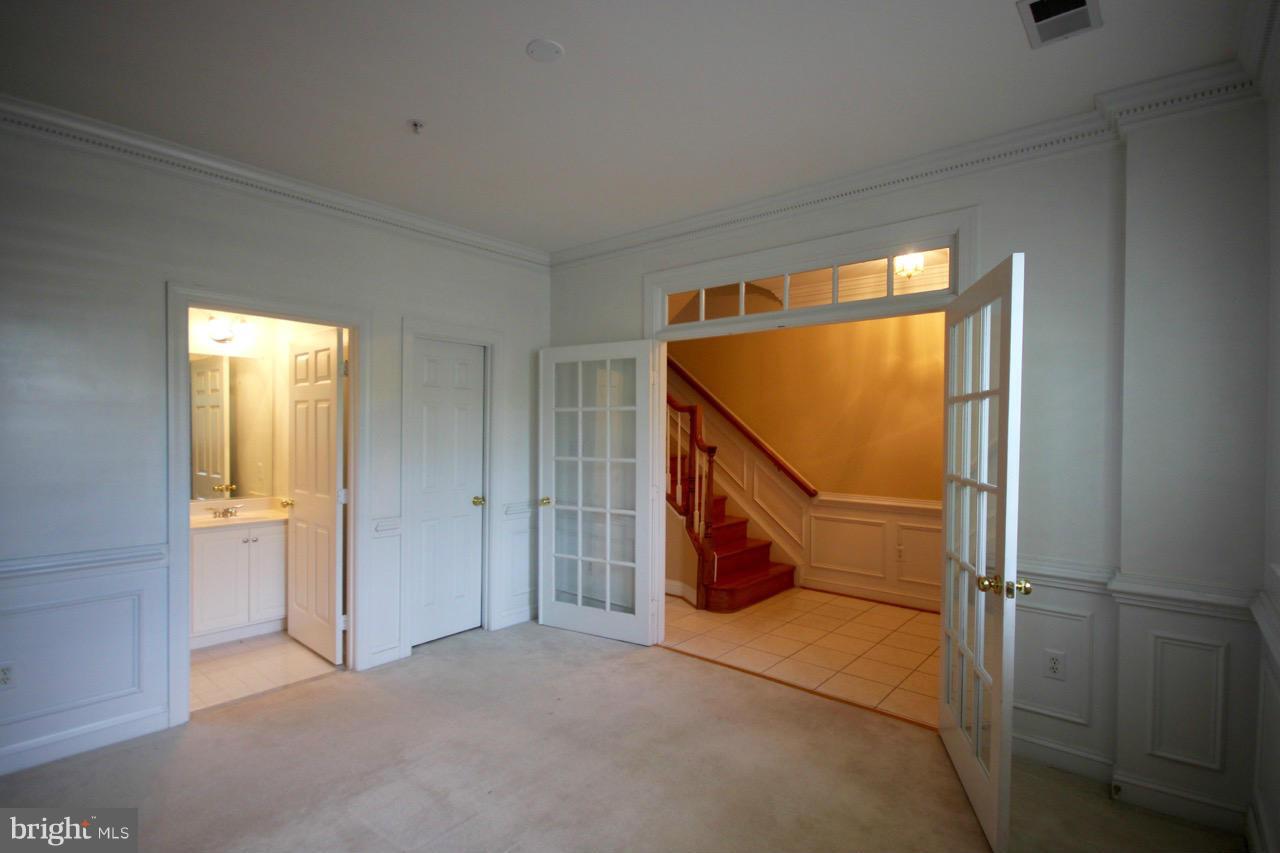 BROMPTONS - Residential Lease