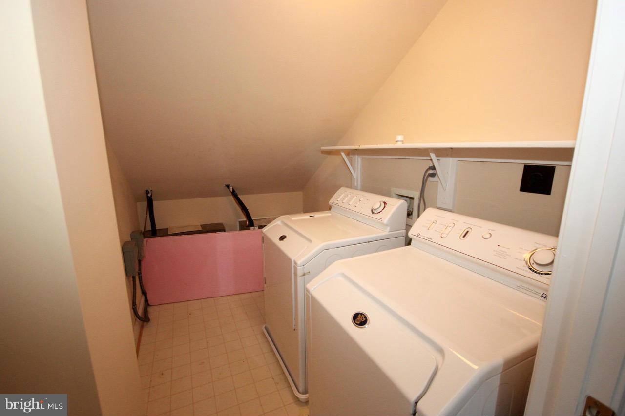 BROMPTONS - Residential Lease