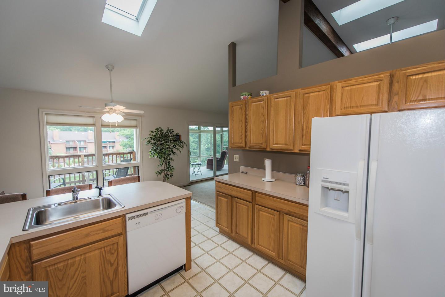 THE WOODS - Residential Lease