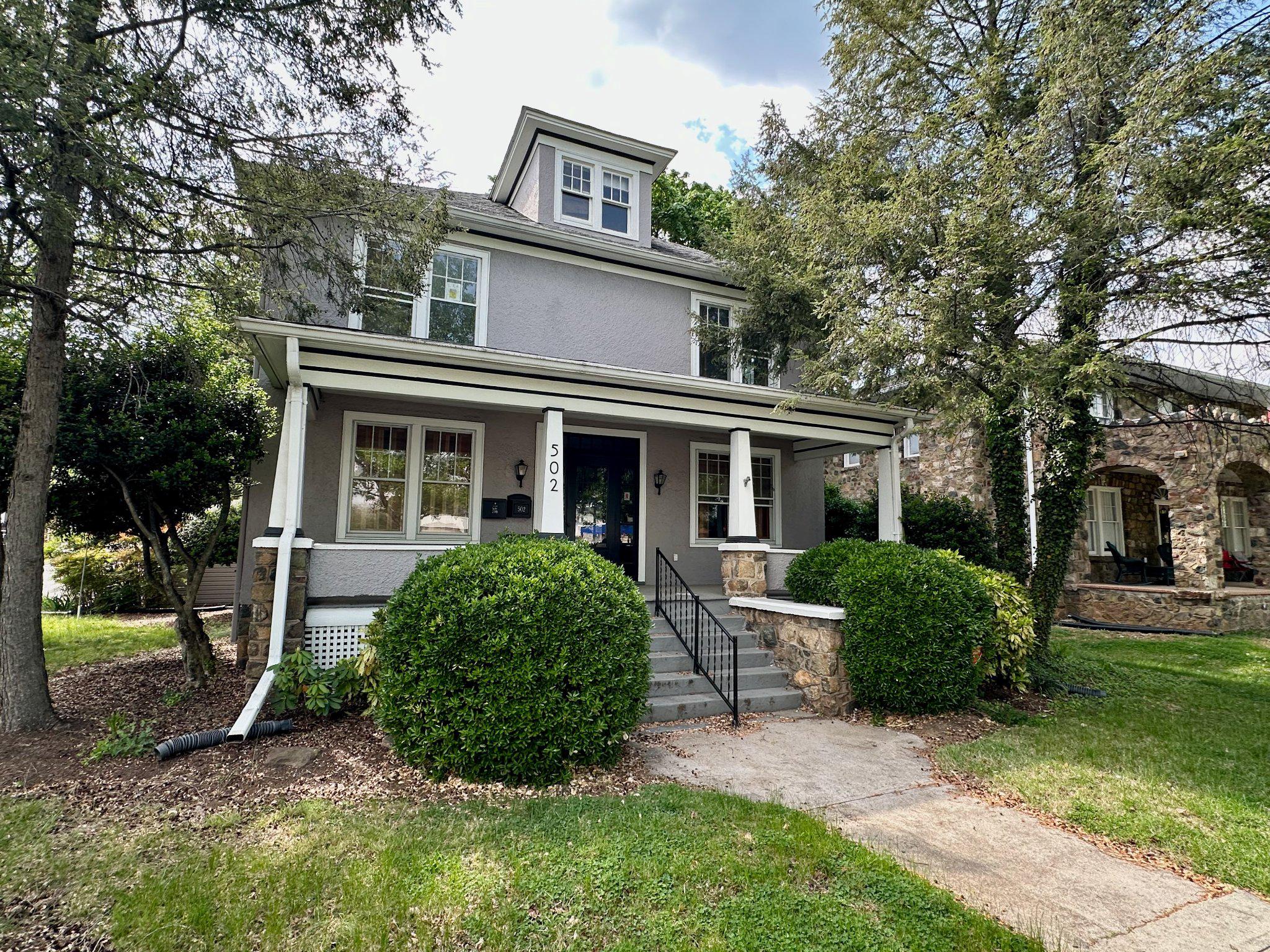 502 N ROYAL AVENUE