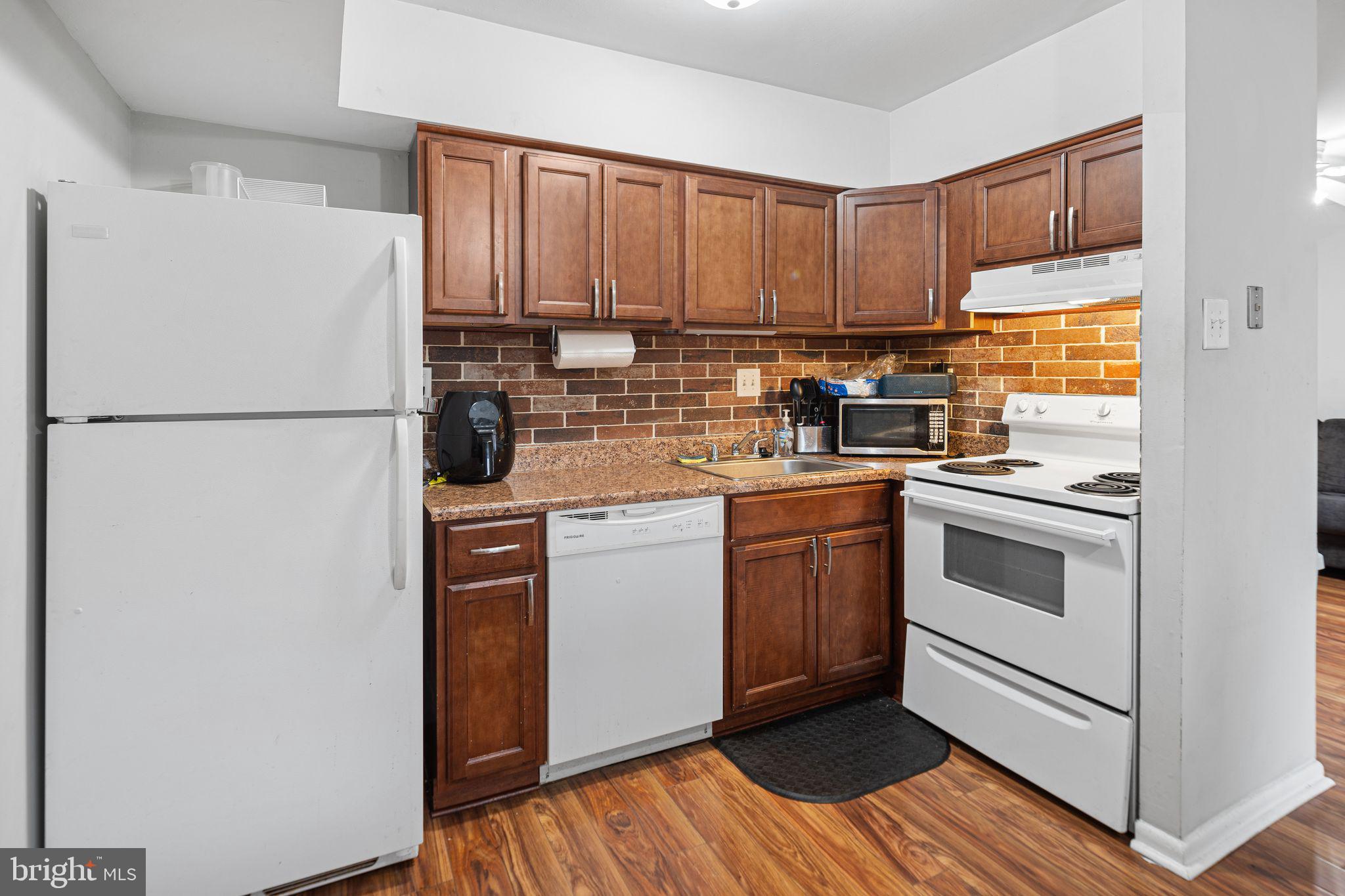 GWYNEDD CLUB - Residential