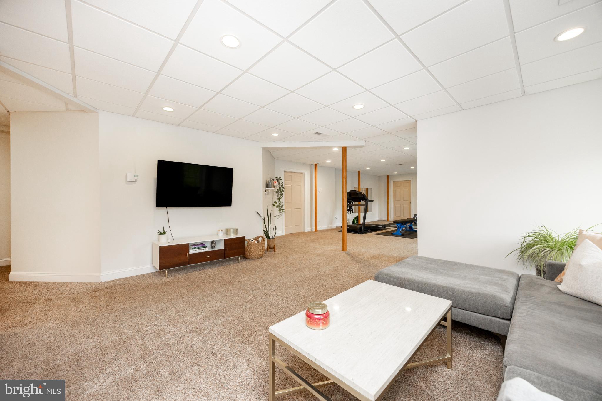 RADLEY RUN IV - Residential