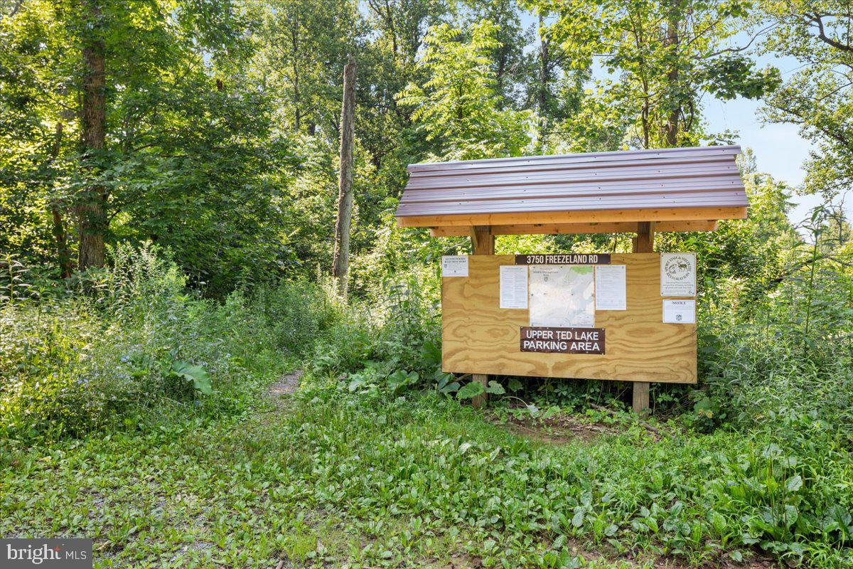 BLUE MOUNTAIN - Residential
