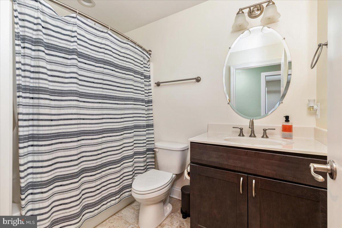 BLUE MOUNTAIN - Residential