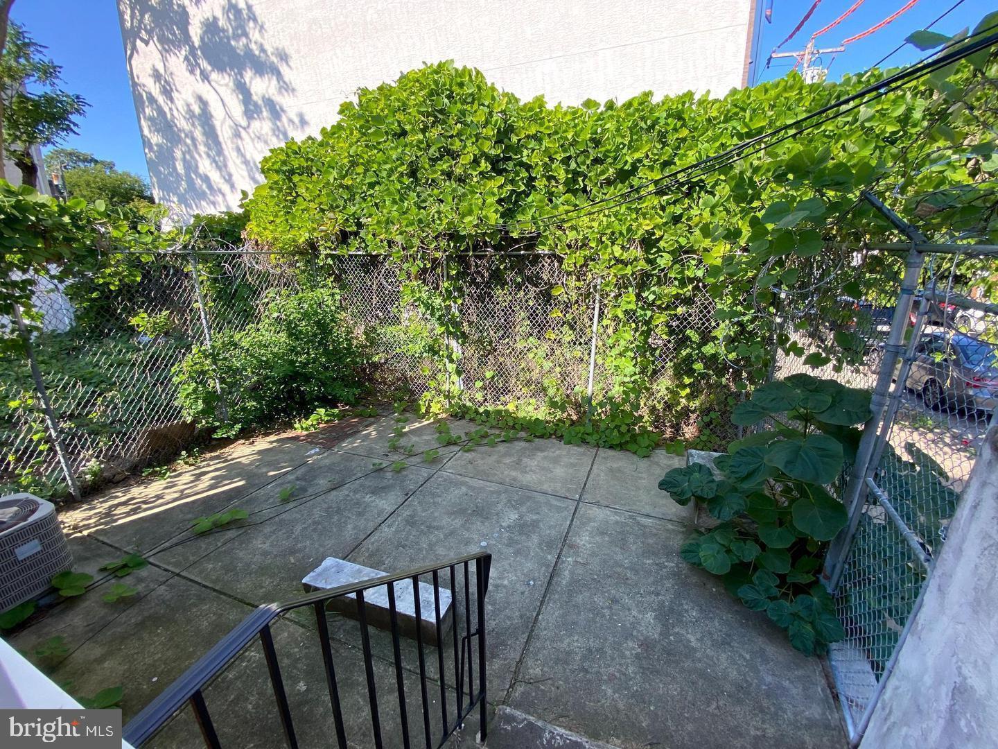 1617 W OXFORD STREET