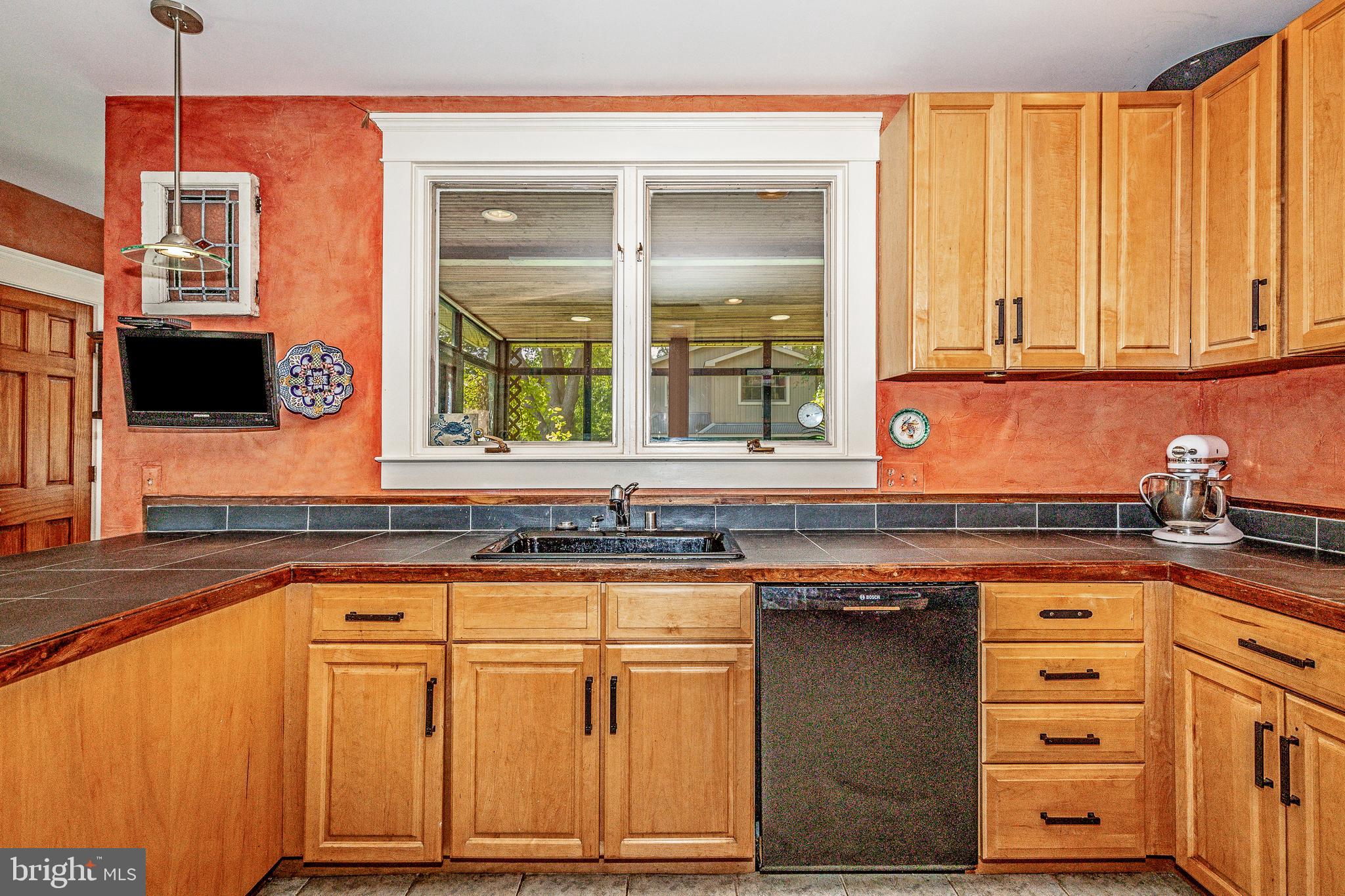 EASTPORT - Residential