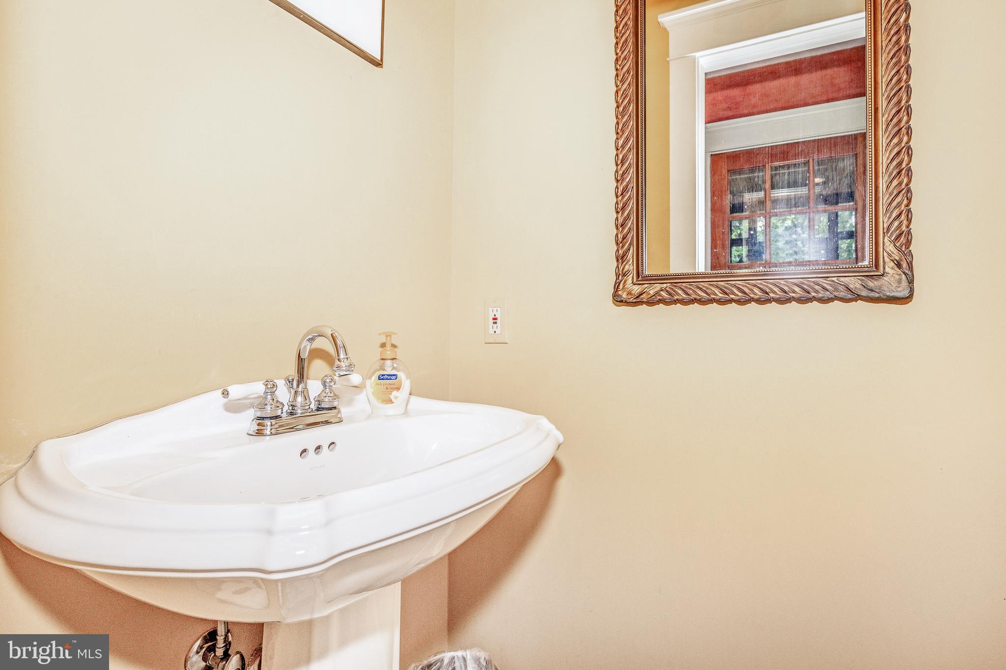 EASTPORT - Residential