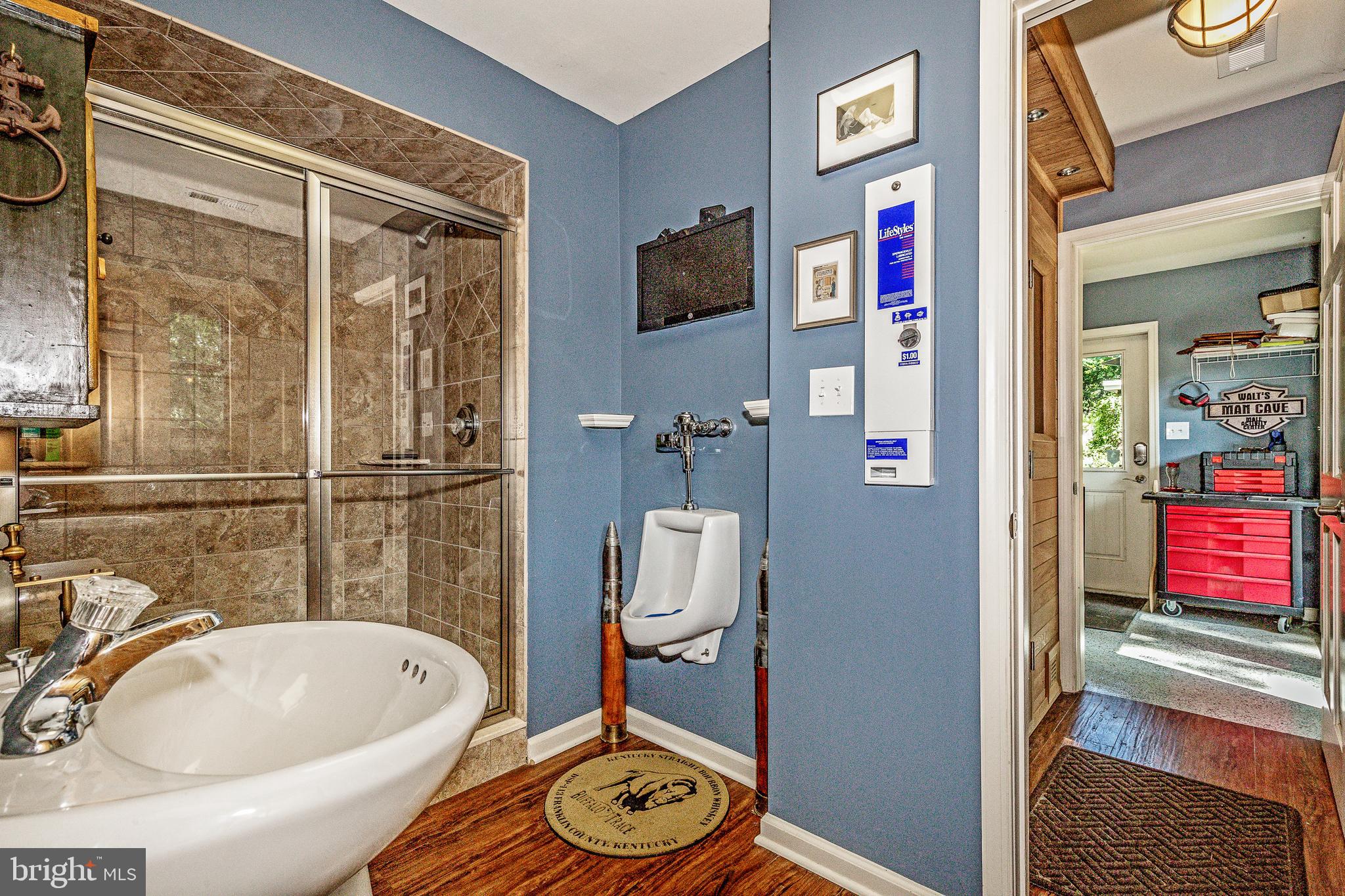 EASTPORT - Residential