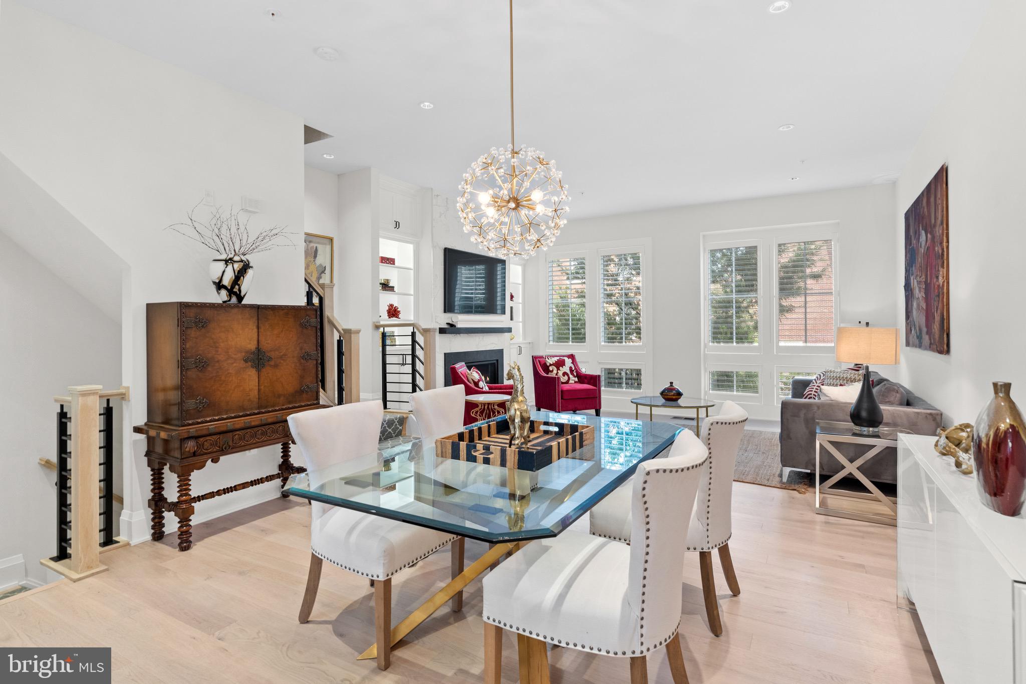 ROBINSON LANDING - Residential