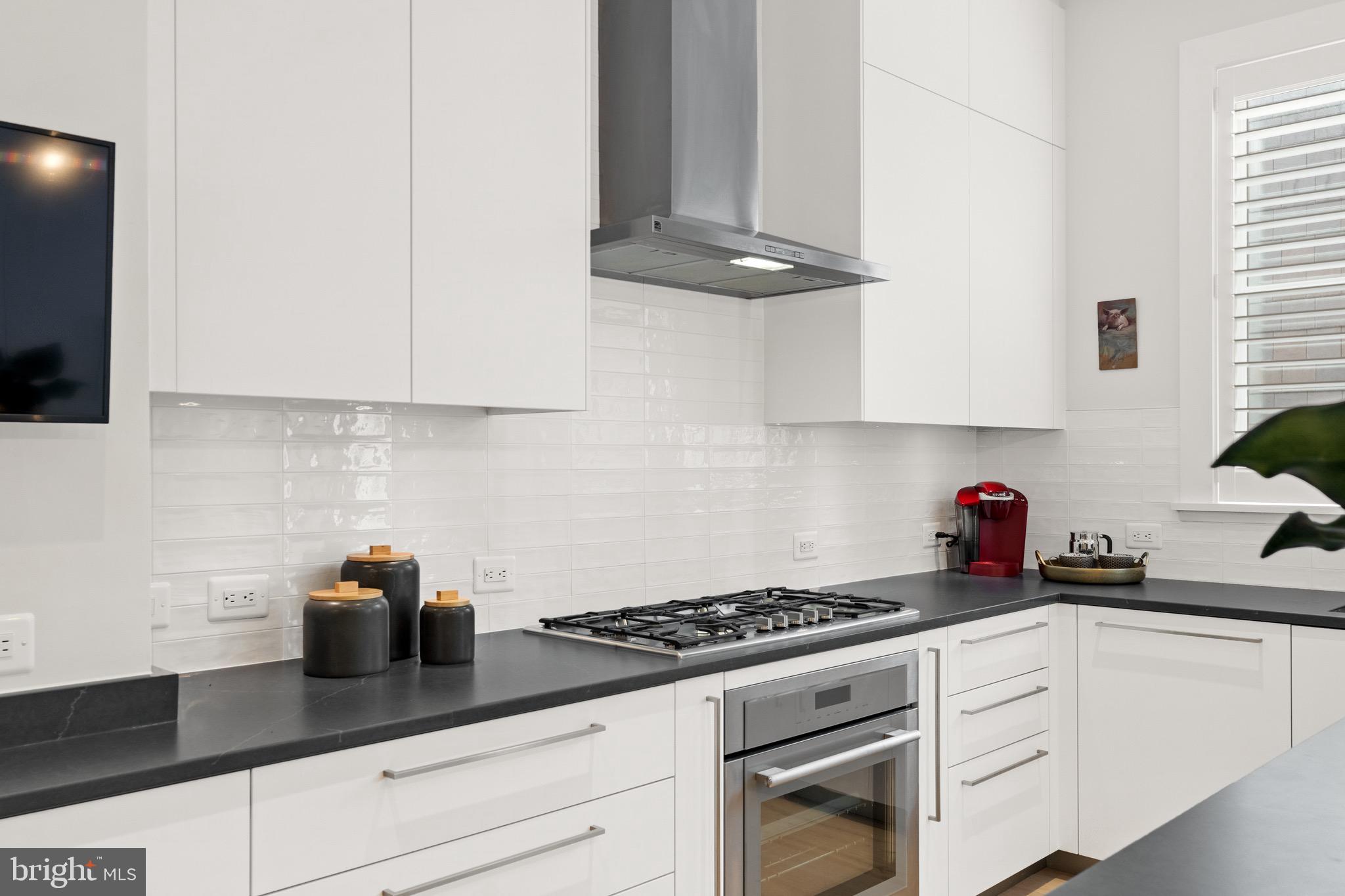 ROBINSON LANDING - Residential