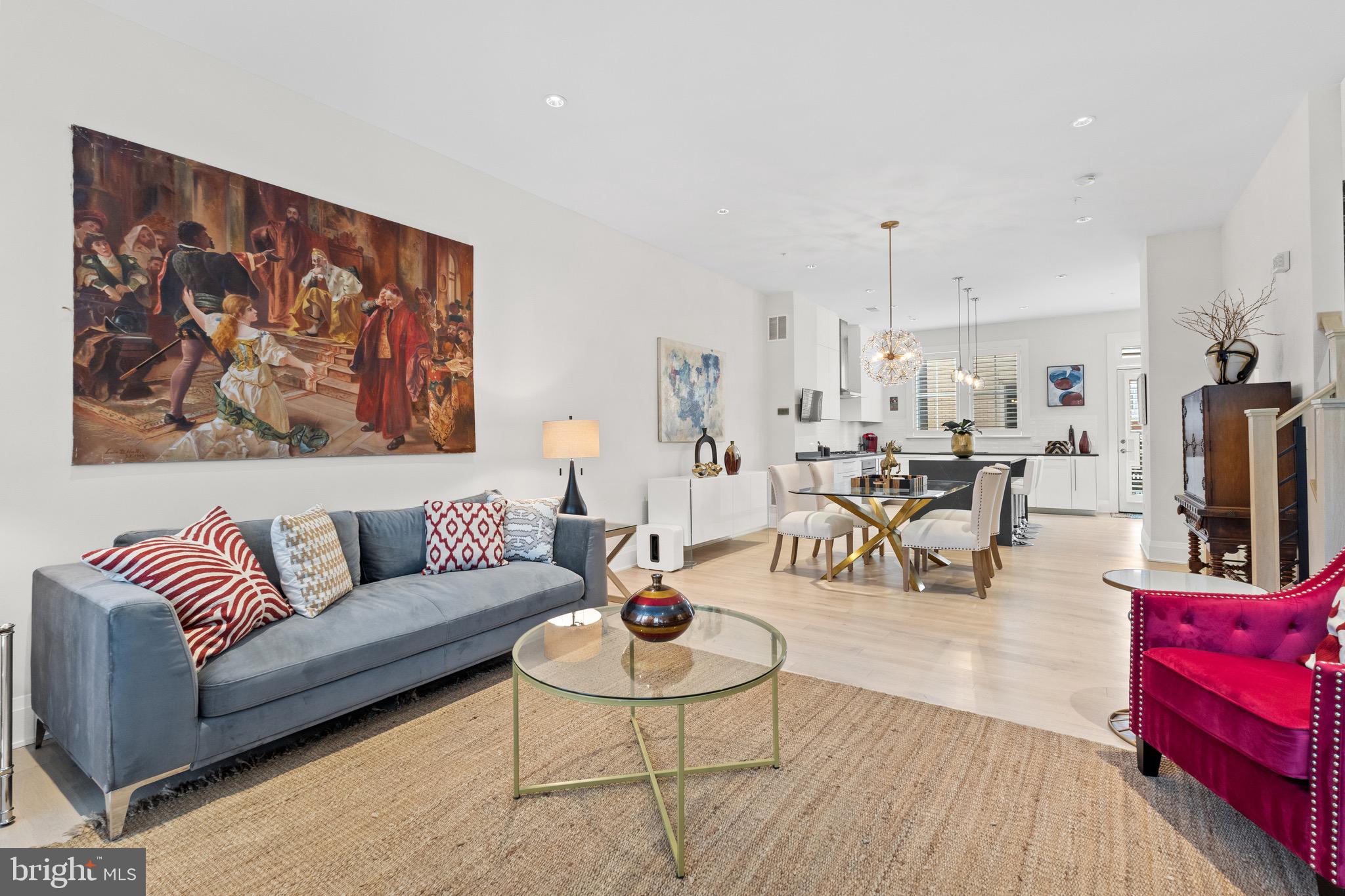 ROBINSON LANDING - Residential