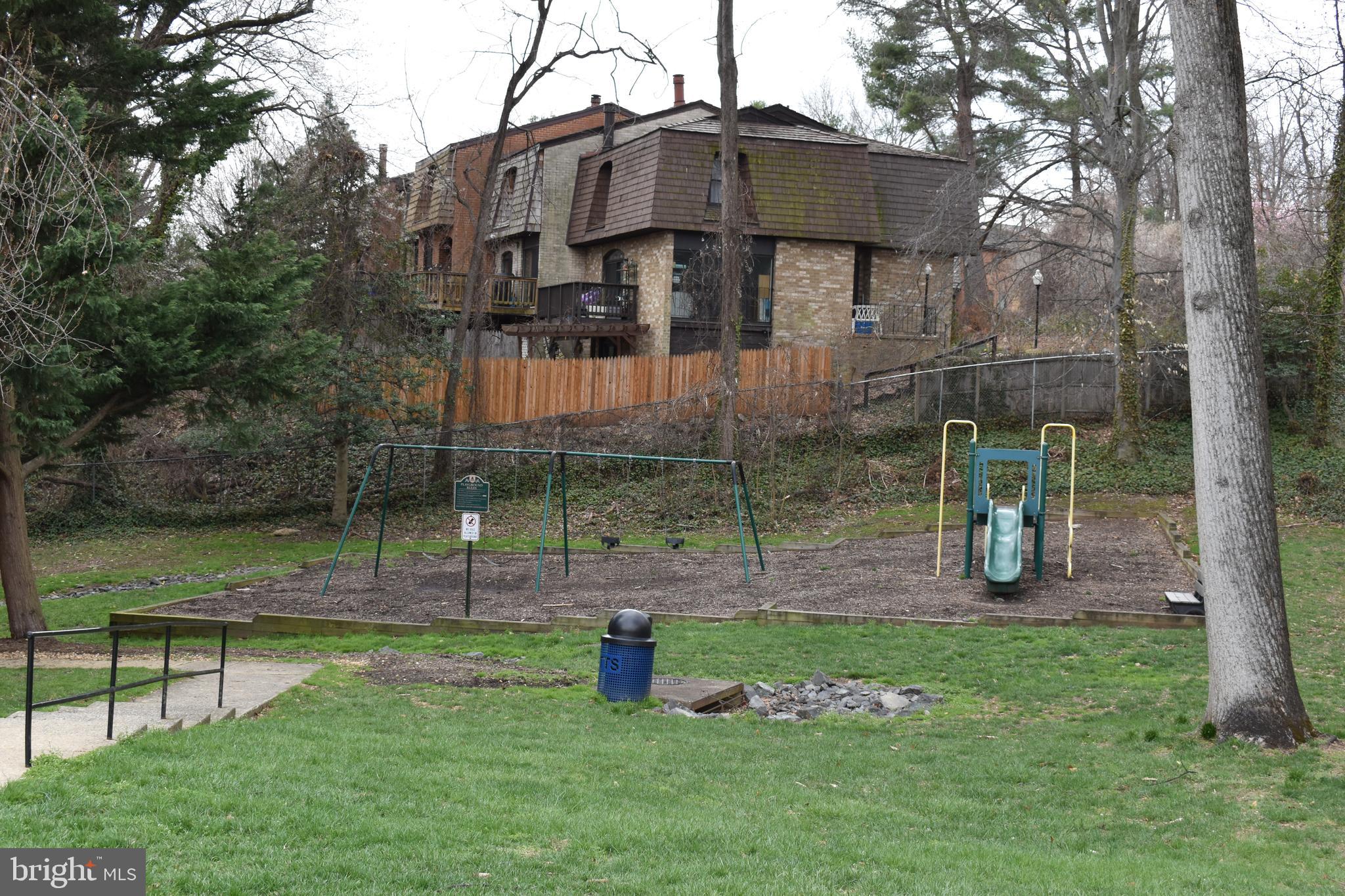 FAIRFAX HERITAGE - Residential